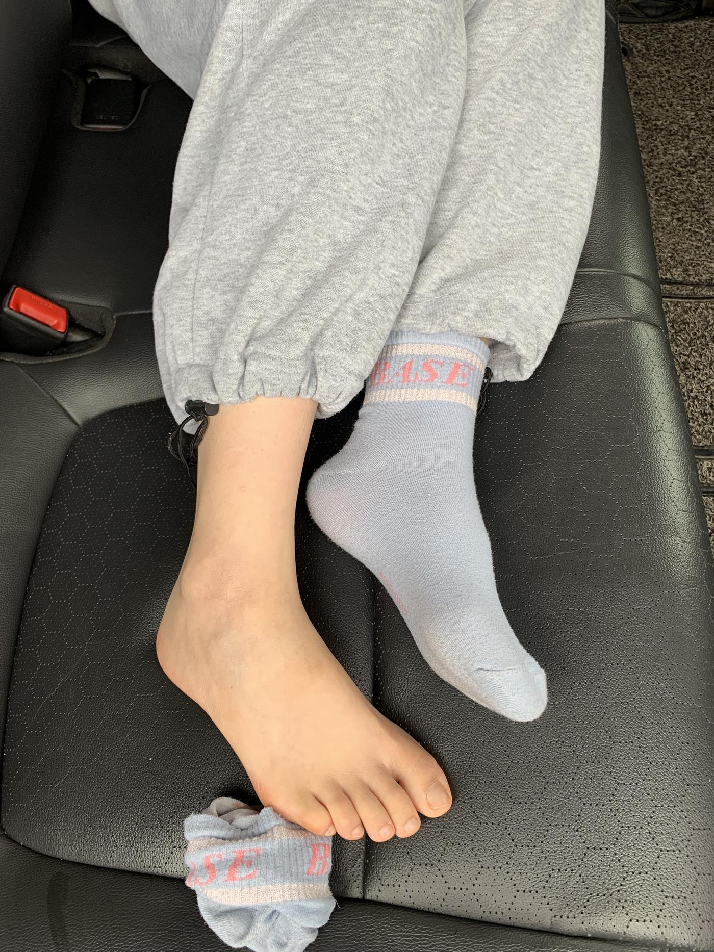 图片[14]-[誉铭传媒]袜足摄影 2022年《6月整合福利》二[130P] – 速更版-美库