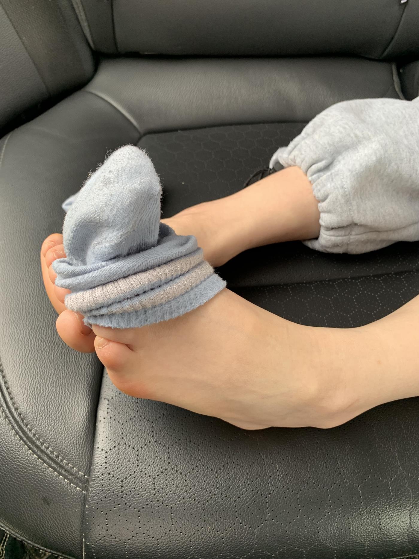 图片[18]-[誉铭传媒]袜足摄影 2022年《6月整合福利》二[130P] – 速更版-美库