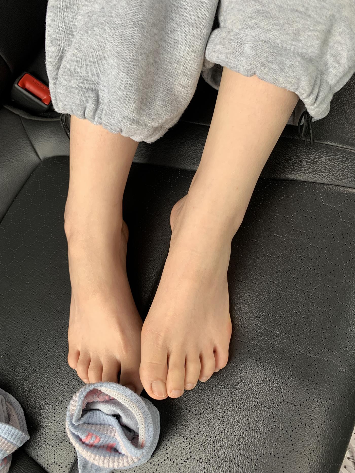 图片[19]-[誉铭传媒]袜足摄影 2022年《6月整合福利》二[130P] – 速更版-美库