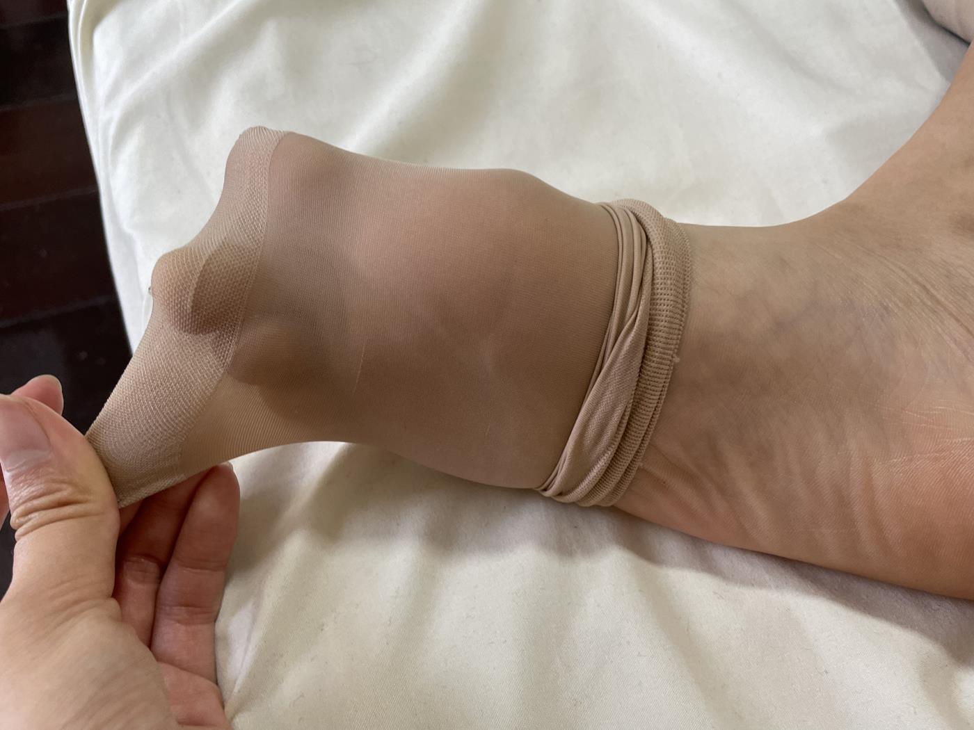 图片[42]-[誉铭传媒]袜足摄影 2022年《6月整合福利》二[130P] – 速更版-美库