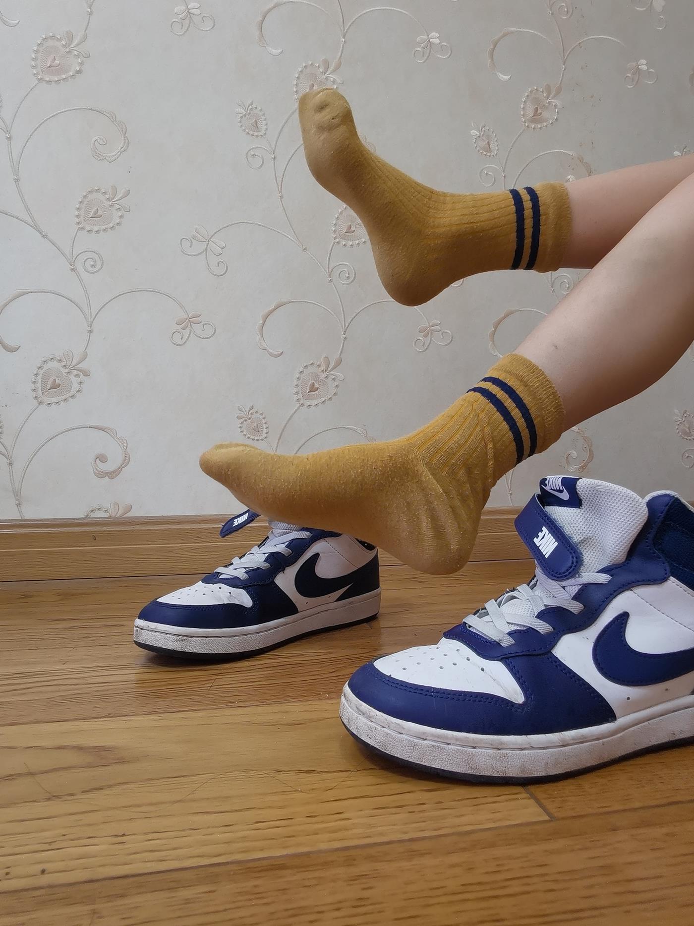 图片[28]-[誉铭传媒]袜足摄影 2022年《7月整合福利》[141P] – 速更版-美库