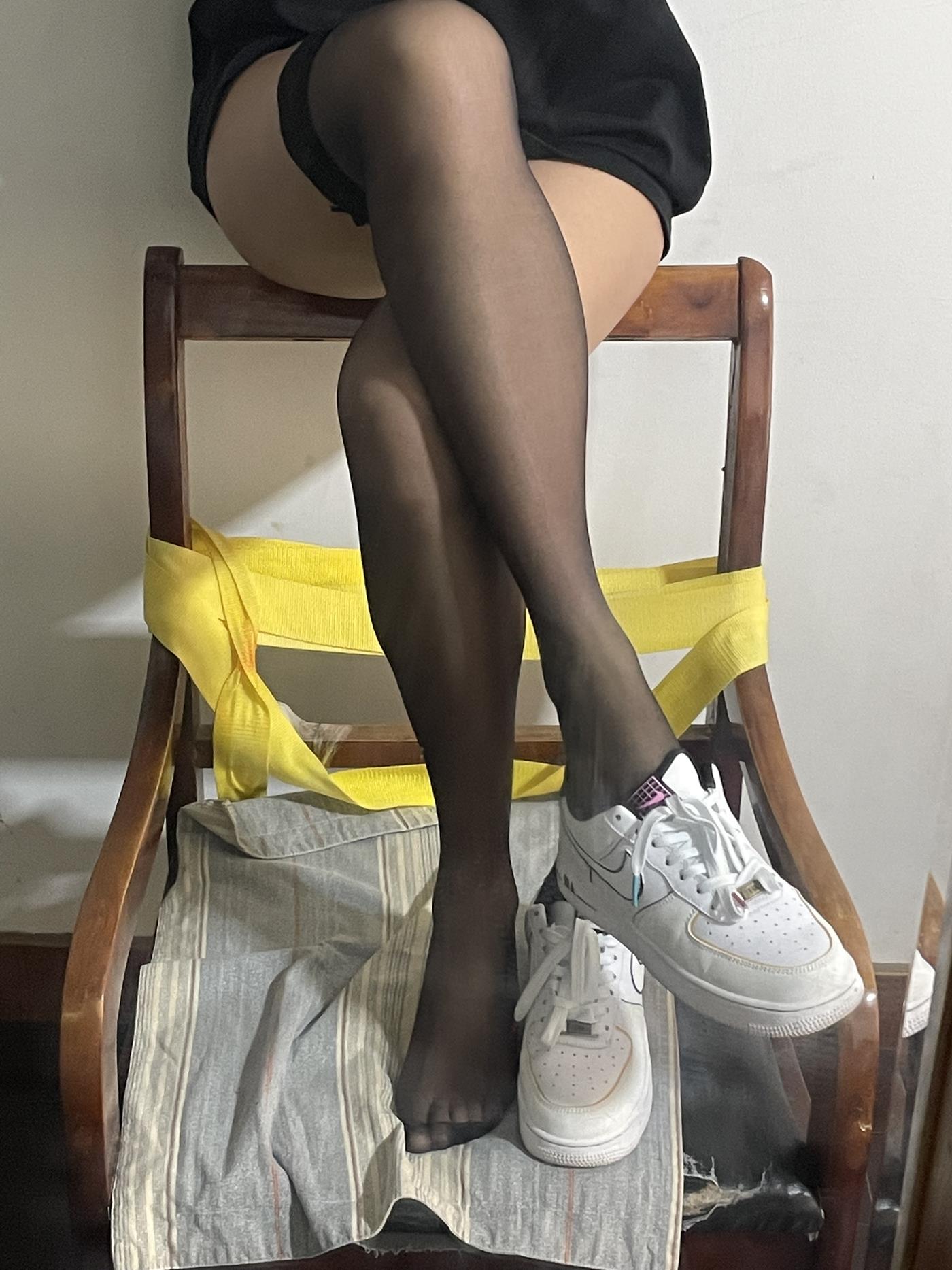 图片[65]-[誉铭传媒]袜足摄影 2022年《7月整合福利》[141P] – 速更版-美库