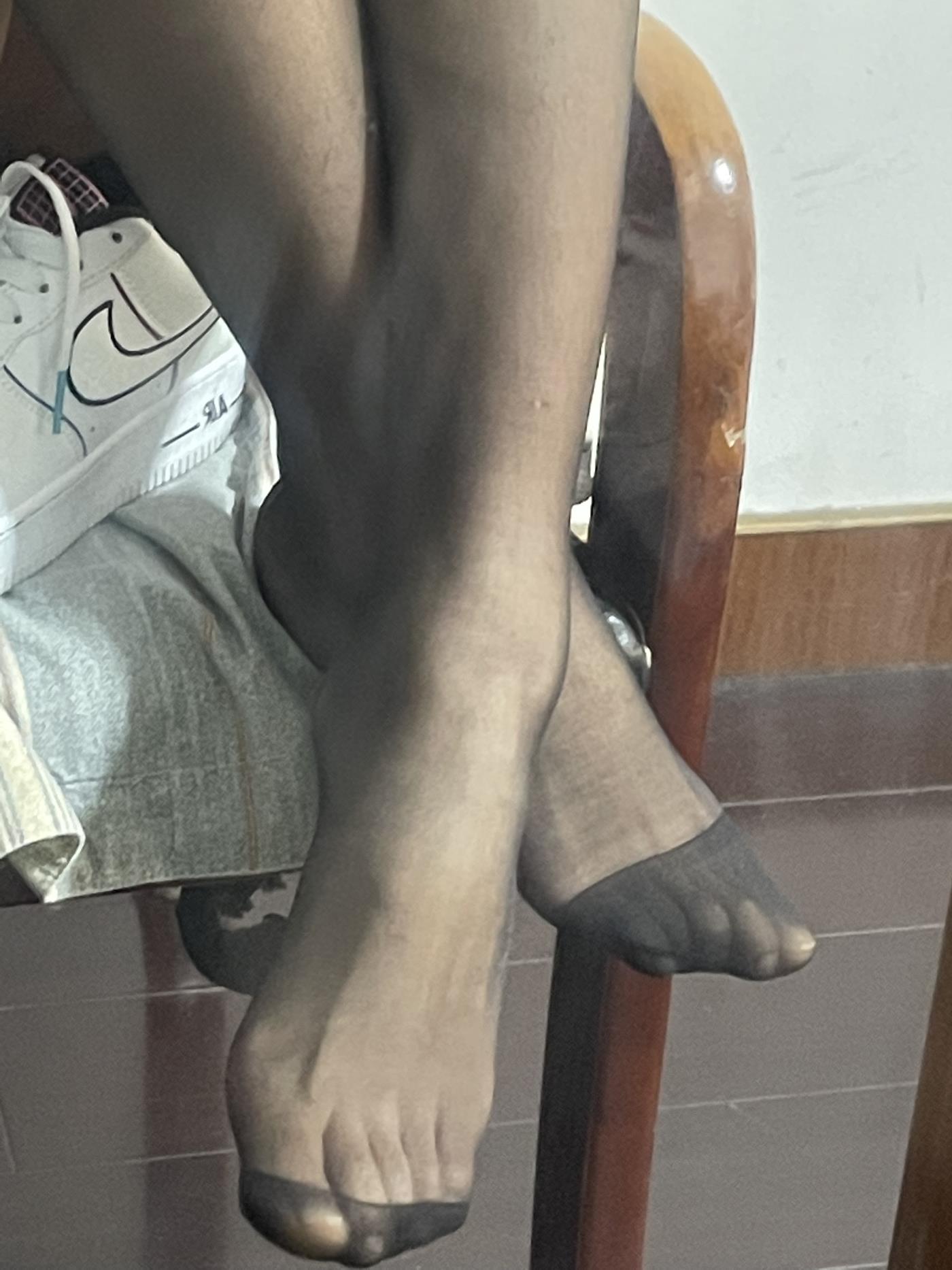 图片[73]-[誉铭传媒]袜足摄影 2022年《7月整合福利》[141P] – 速更版-美库