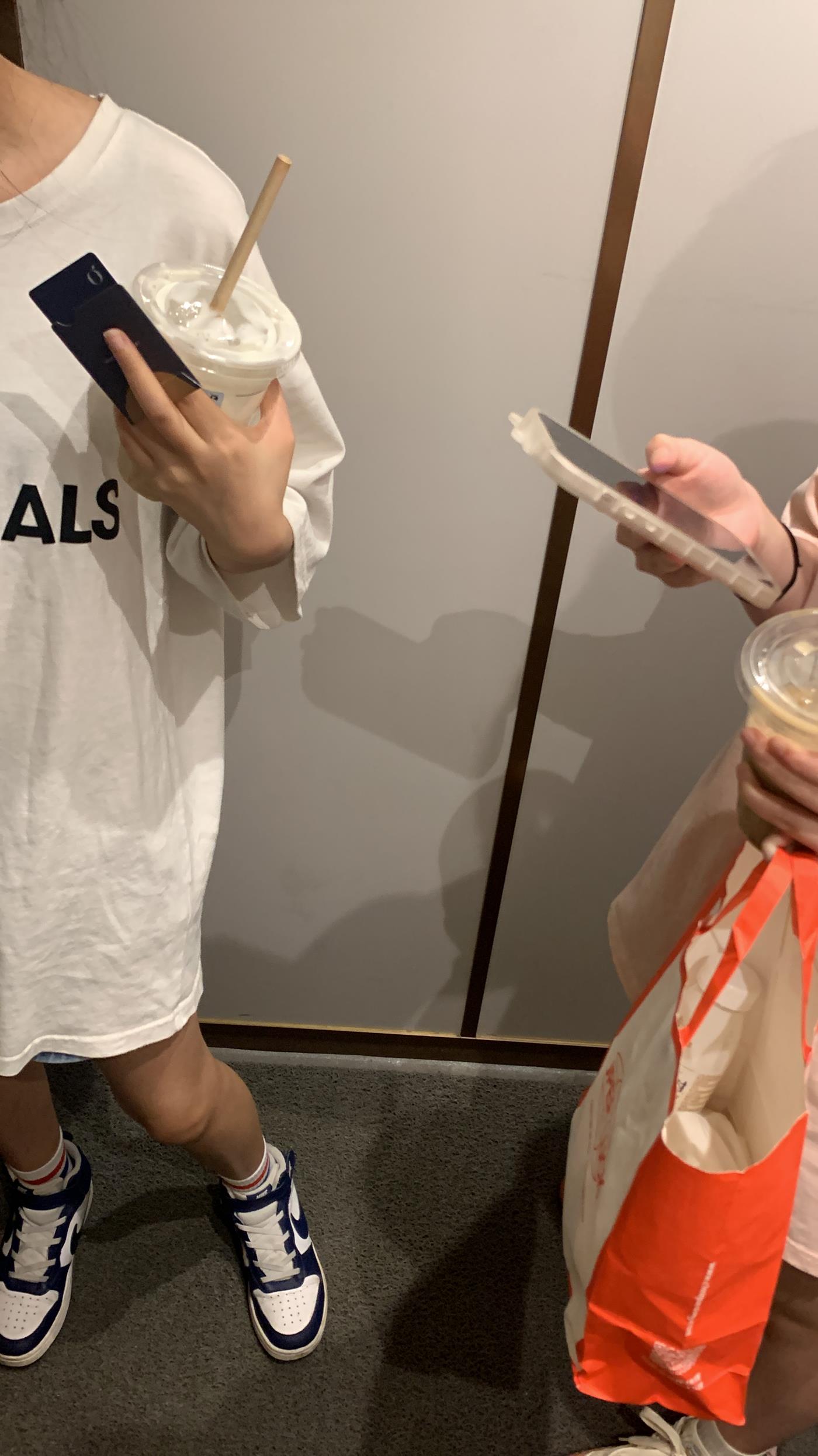 图片[120]-[誉铭传媒]袜足摄影 2022年《7月整合福利》[141P] – 速更版-美库