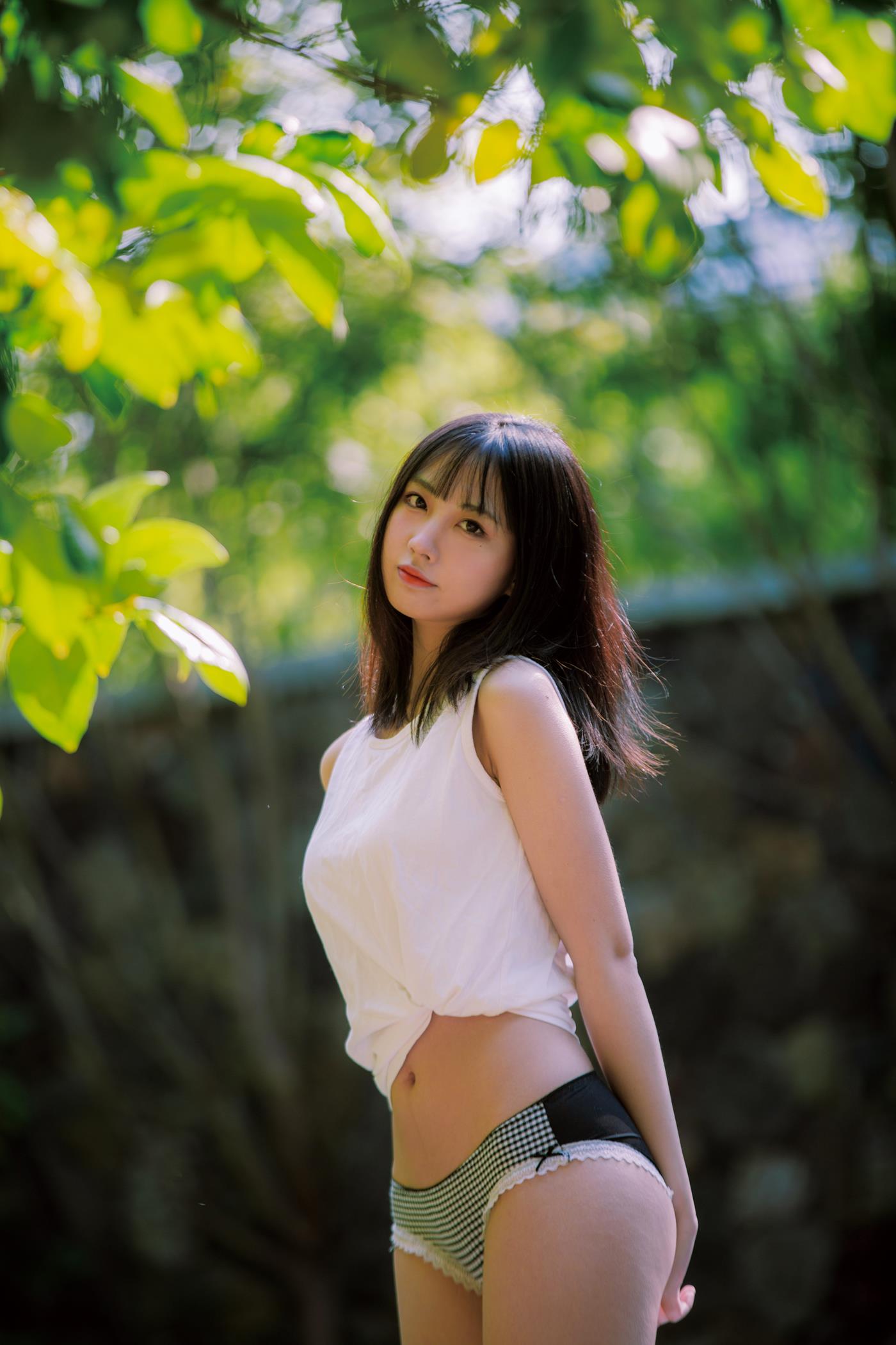 图片[14]-次元少女念雪ww  夏日微风 [50P] – 速更版-美库