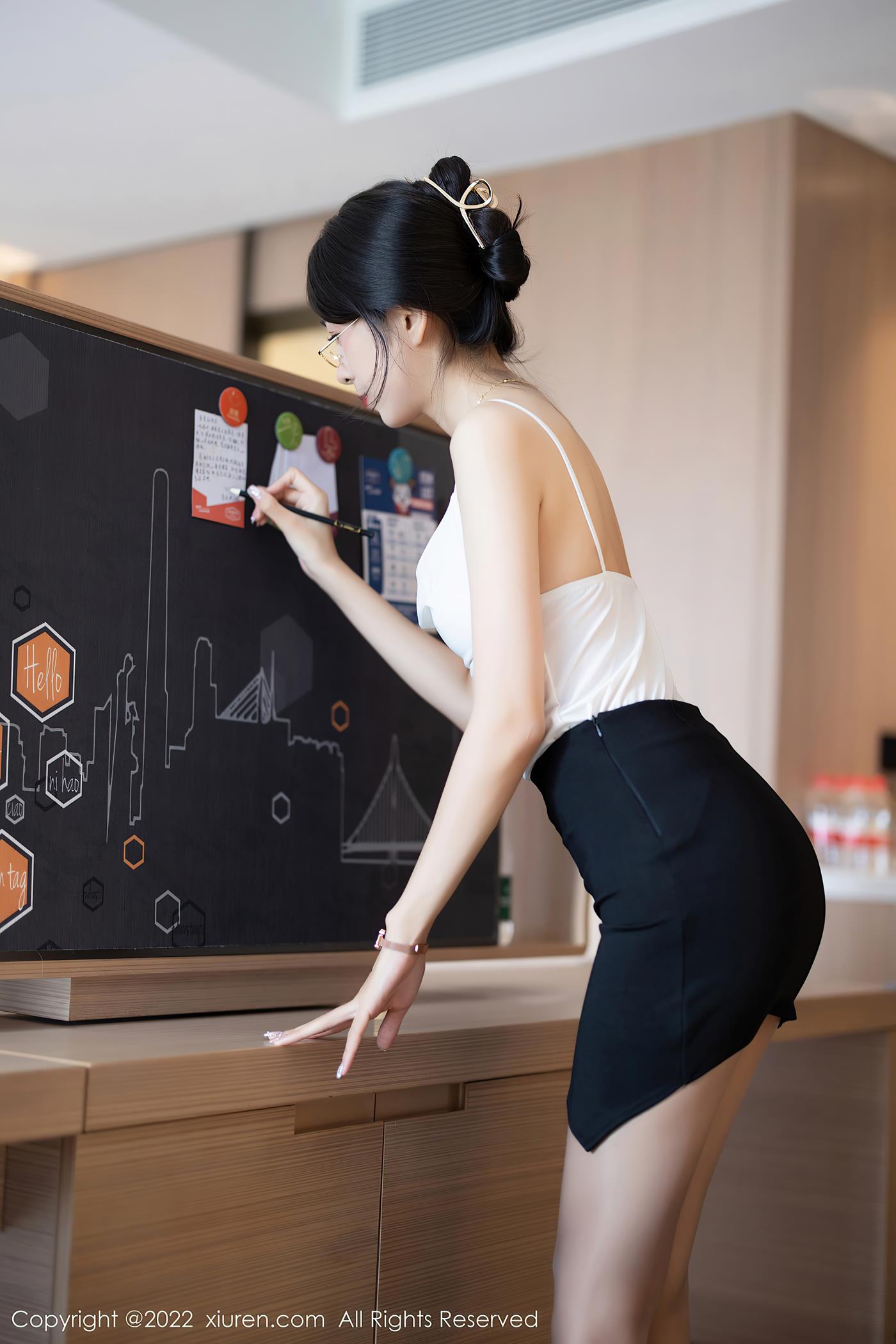 图片[12]-[Xiuren秀人网]2022.09.28 NO.5656 林乐一[33+1P] – 速更版-美库