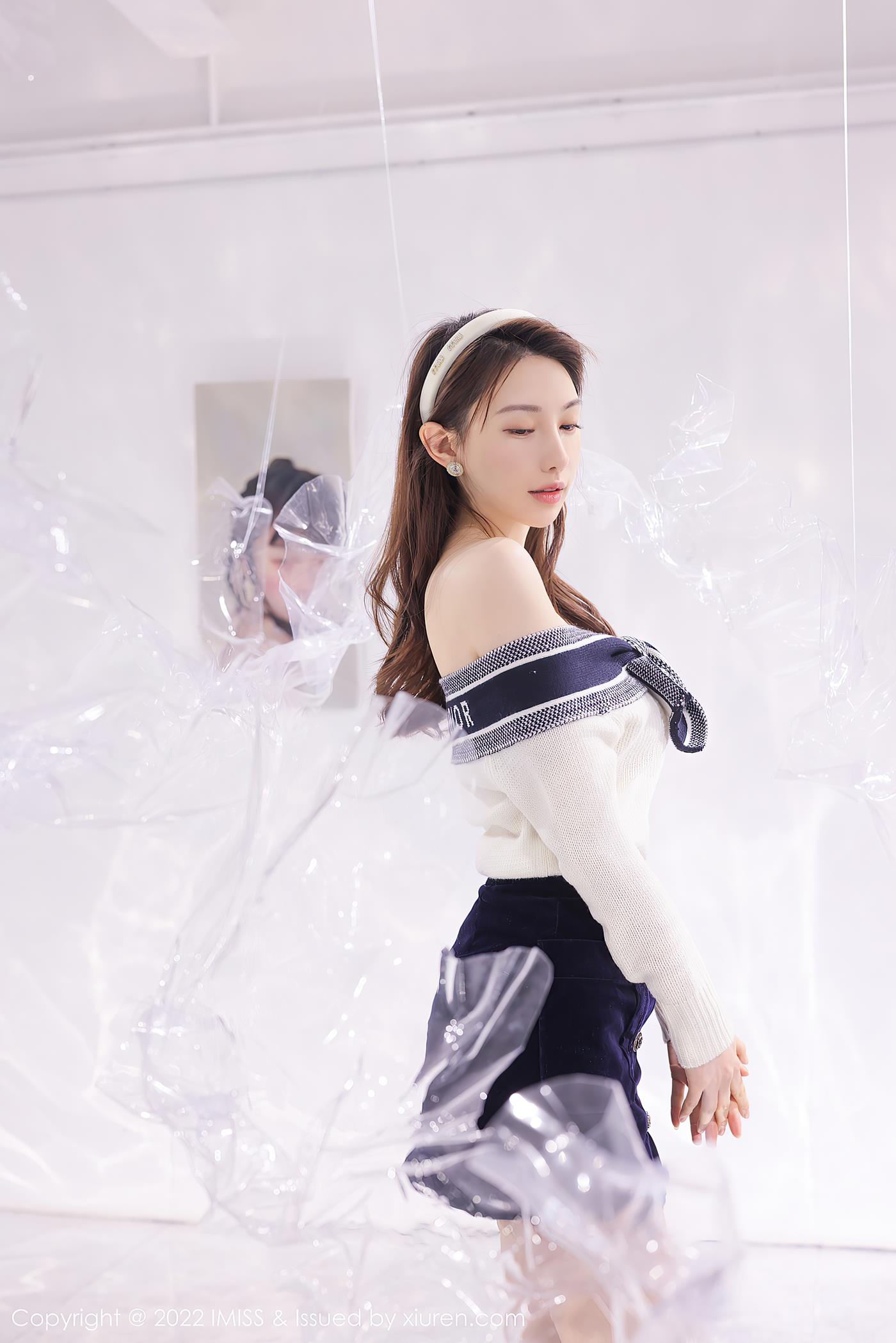 图片[10]-[IMISS爱蜜社] 2022.10.09 VOL.704 Lynn刘奕宁 短裙美腿[23P] – 速更版-美库