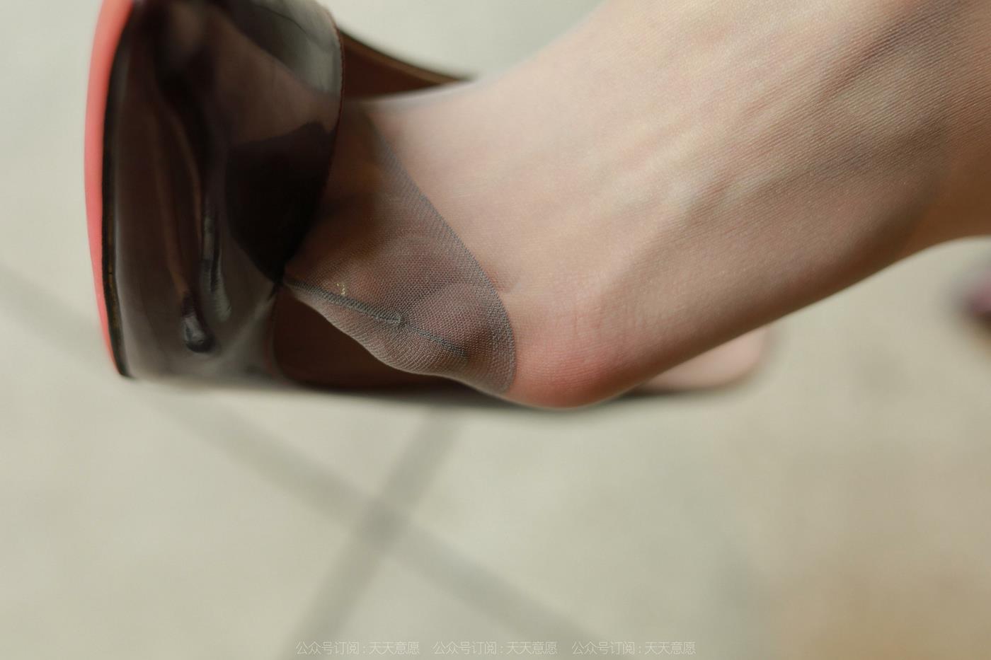 图片[20]-[IESS异思趣向] 2022.06.02 丝享家1105：团团《对面的美女同事》[86P] – 速更版-美库