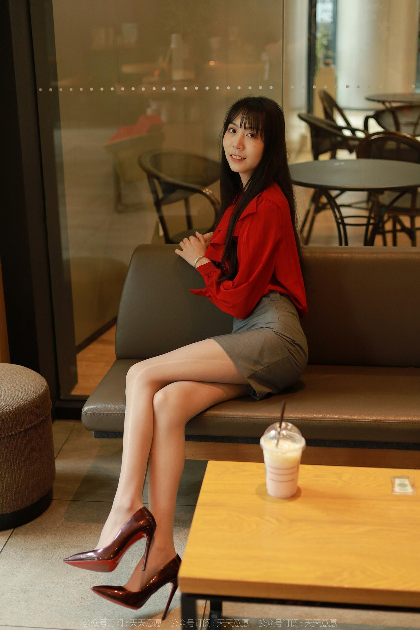 图片[77]-[IESS异思趣向] 2022.06.02 丝享家1105：团团《对面的美女同事》[86P] – 速更版-美库