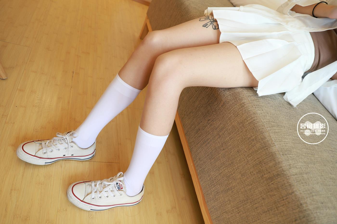 图片[15]-[誉铭传媒]袜足摄影 2022年《2022.01.01元旦作品》[78P] – 速更版-美库