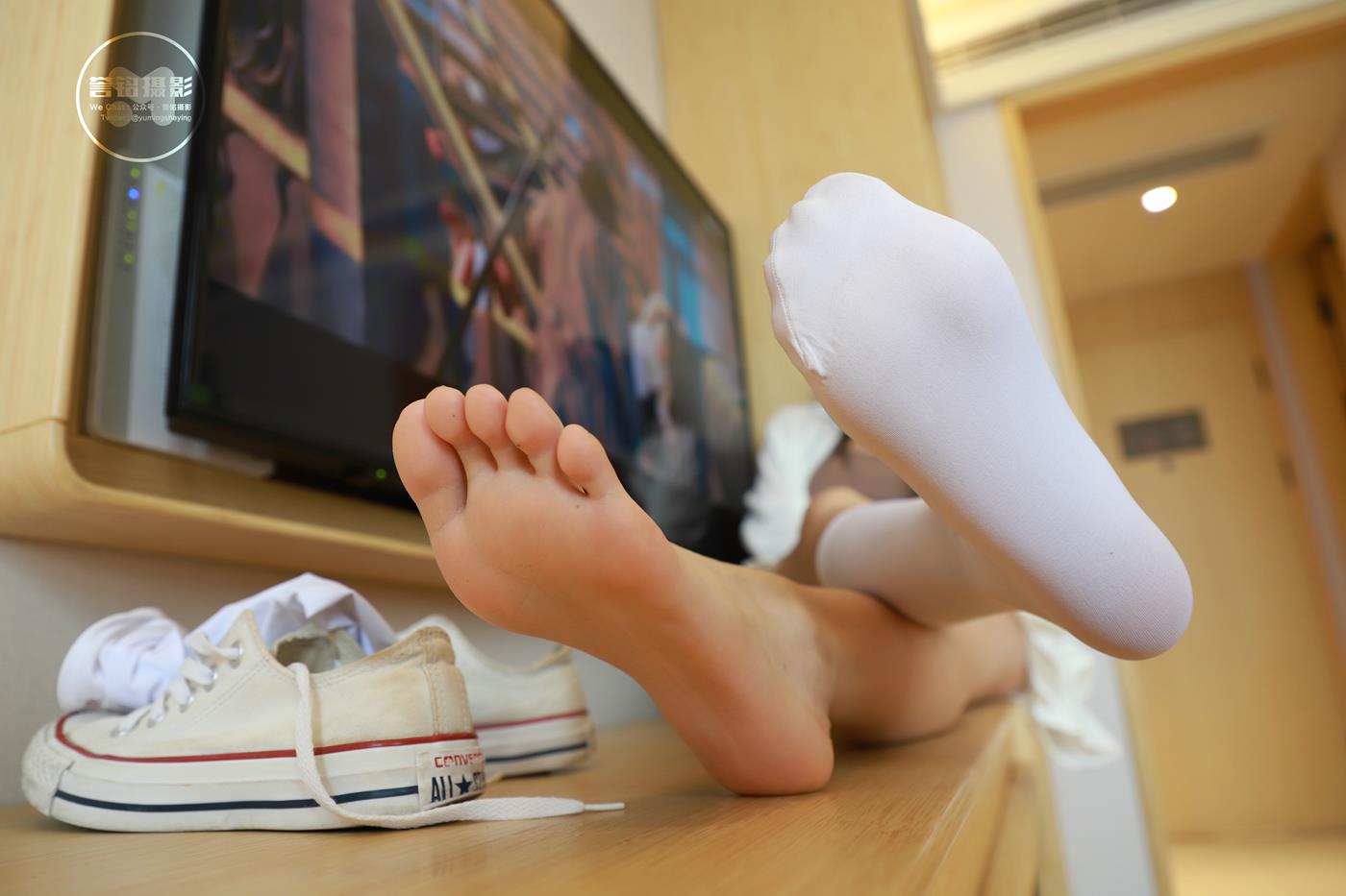图片[56]-[誉铭传媒]袜足摄影 2022年《2022.01.01元旦作品》[78P] – 速更版-美库