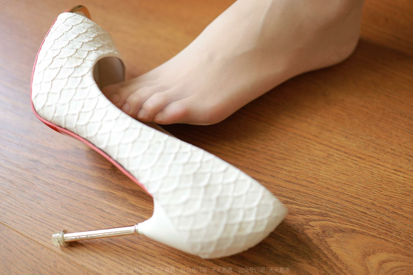 图片[21]-[IESS异思趣向] 耽丝 220706小宝 [81P] – 速更版-美库