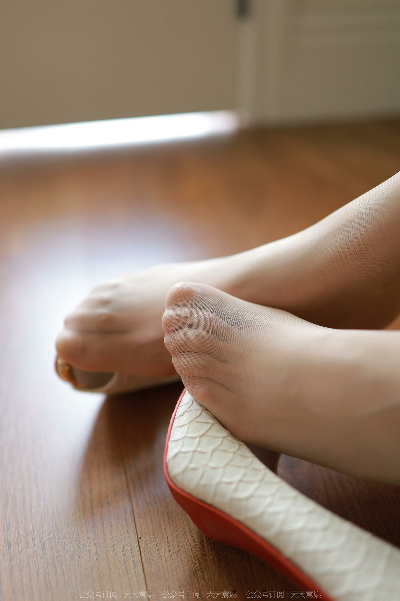 图片[28]-[IESS异思趣向] 耽丝 220706小宝 [81P] – 速更版-美库