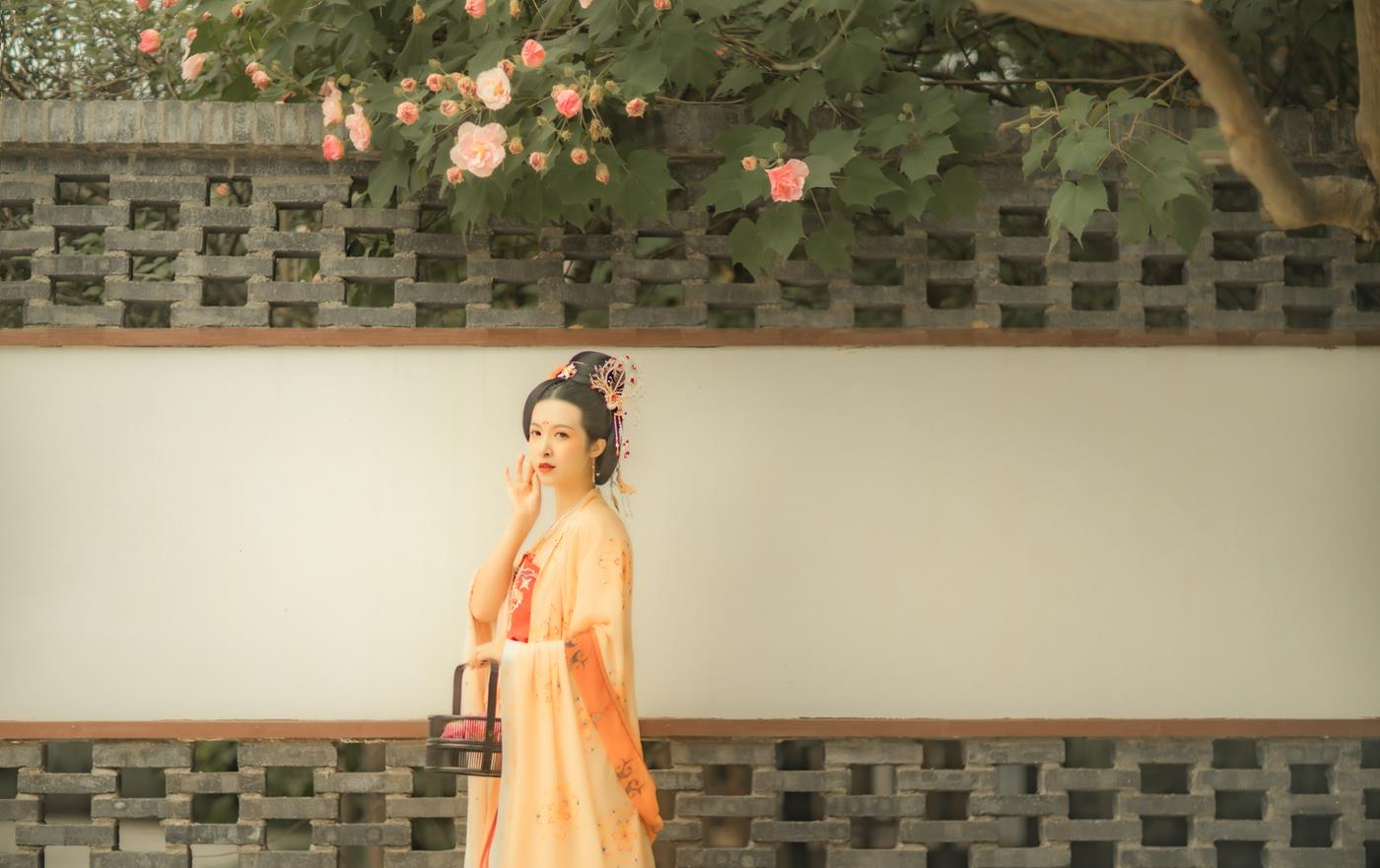 图片[23]-[YITUYU艺图语] 2021.11.18 芙蓉词 修水凝花 [38P] – 速更版-美库