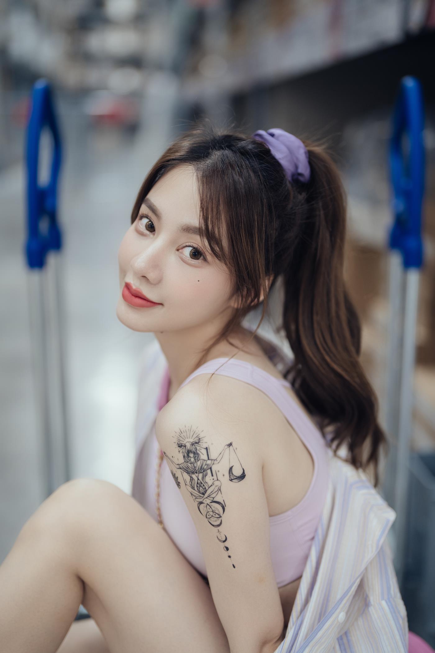 图片[22]-[YITUYU艺图语] 2021.11.18 开心购物 姝雯同学 [36P] – 速更版-美库