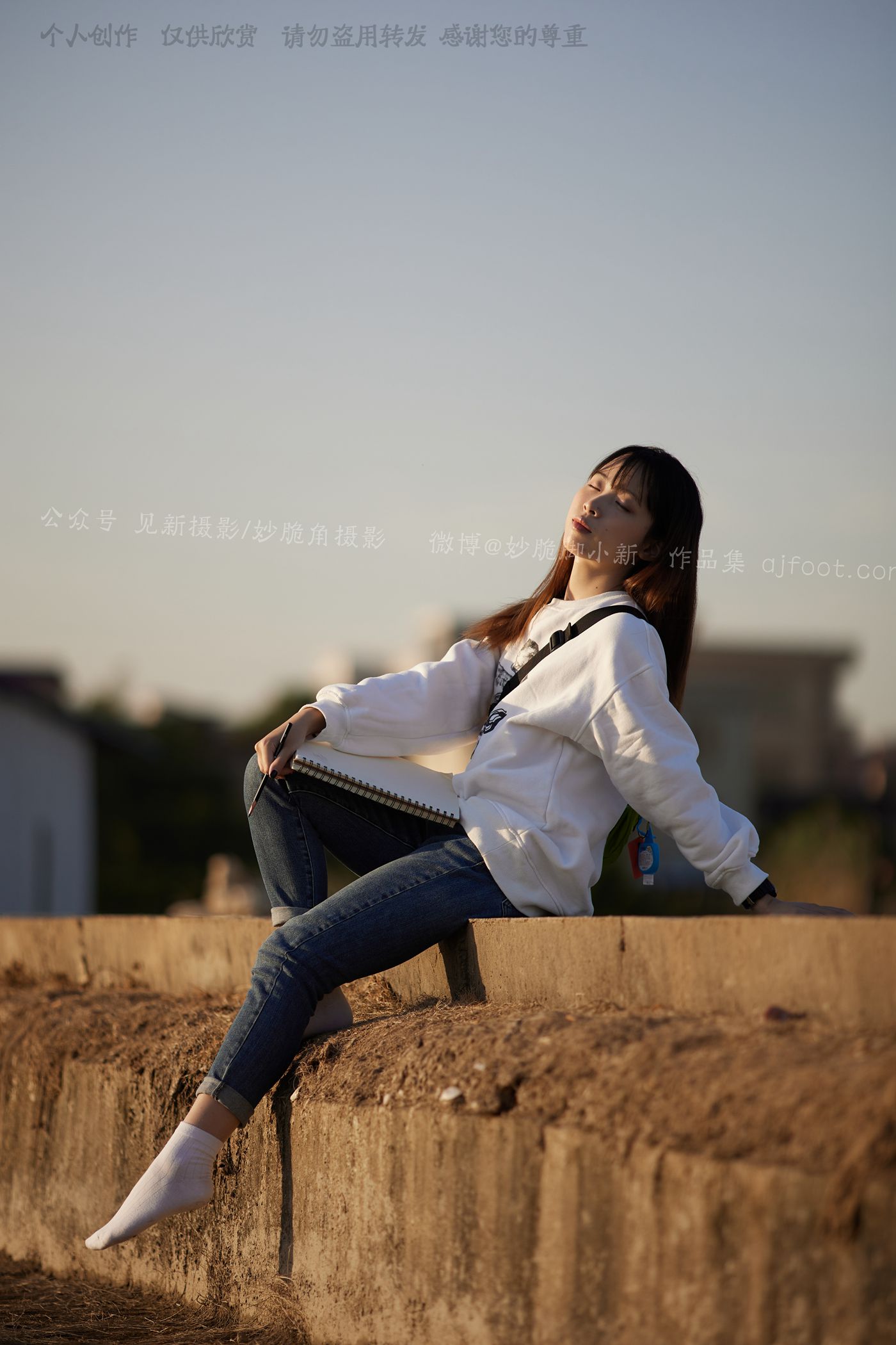 图片[11]-[见新摄影]NO.027 追赶落日余晖的逆光少女[133P] – 速更版-美库