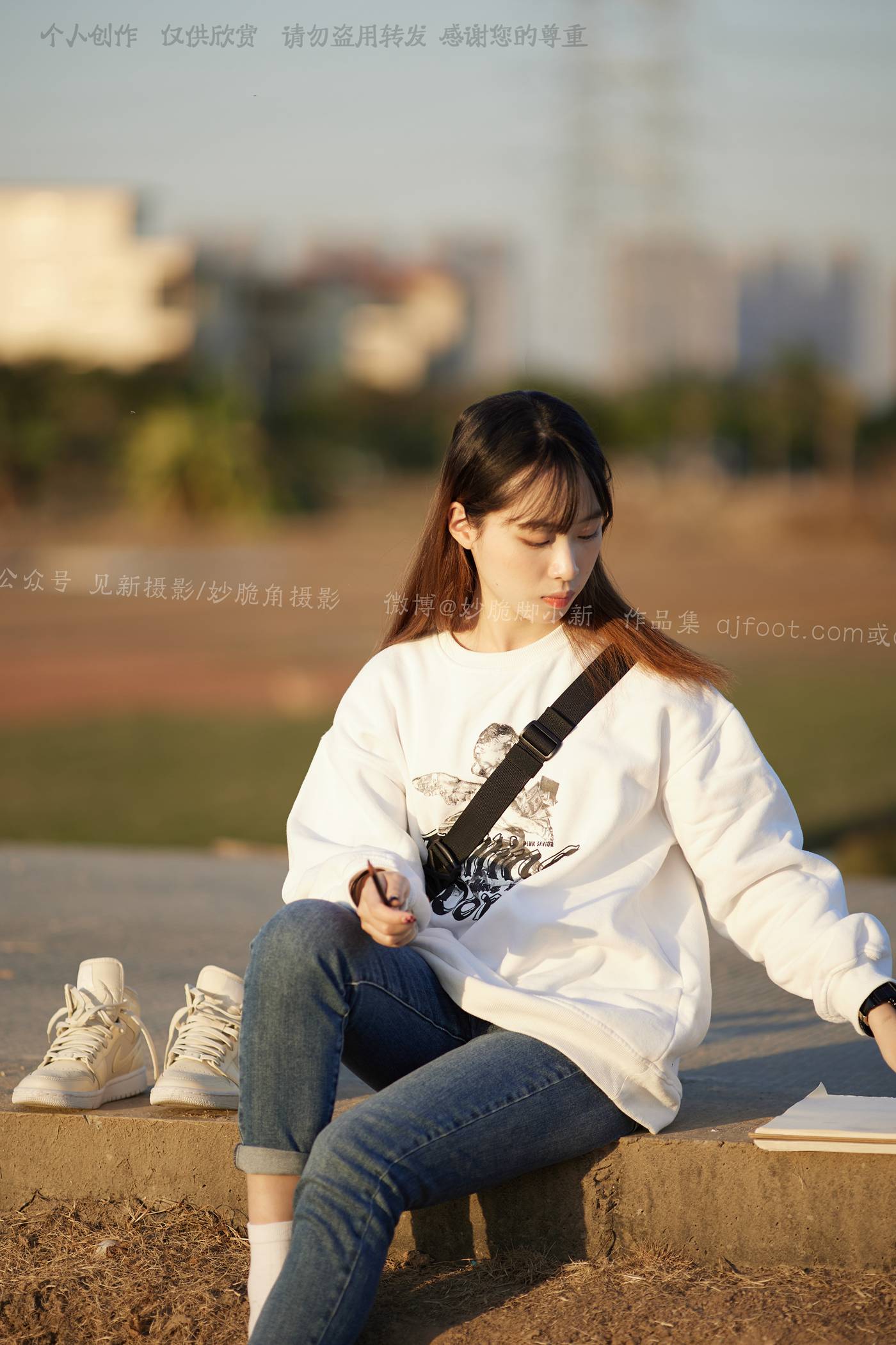 图片[25]-[见新摄影]NO.027 追赶落日余晖的逆光少女[133P] – 速更版-美库