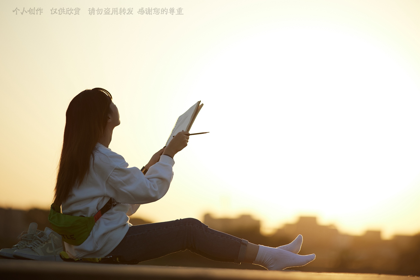 图片[28]-[见新摄影]NO.027 追赶落日余晖的逆光少女[133P] – 速更版-美库