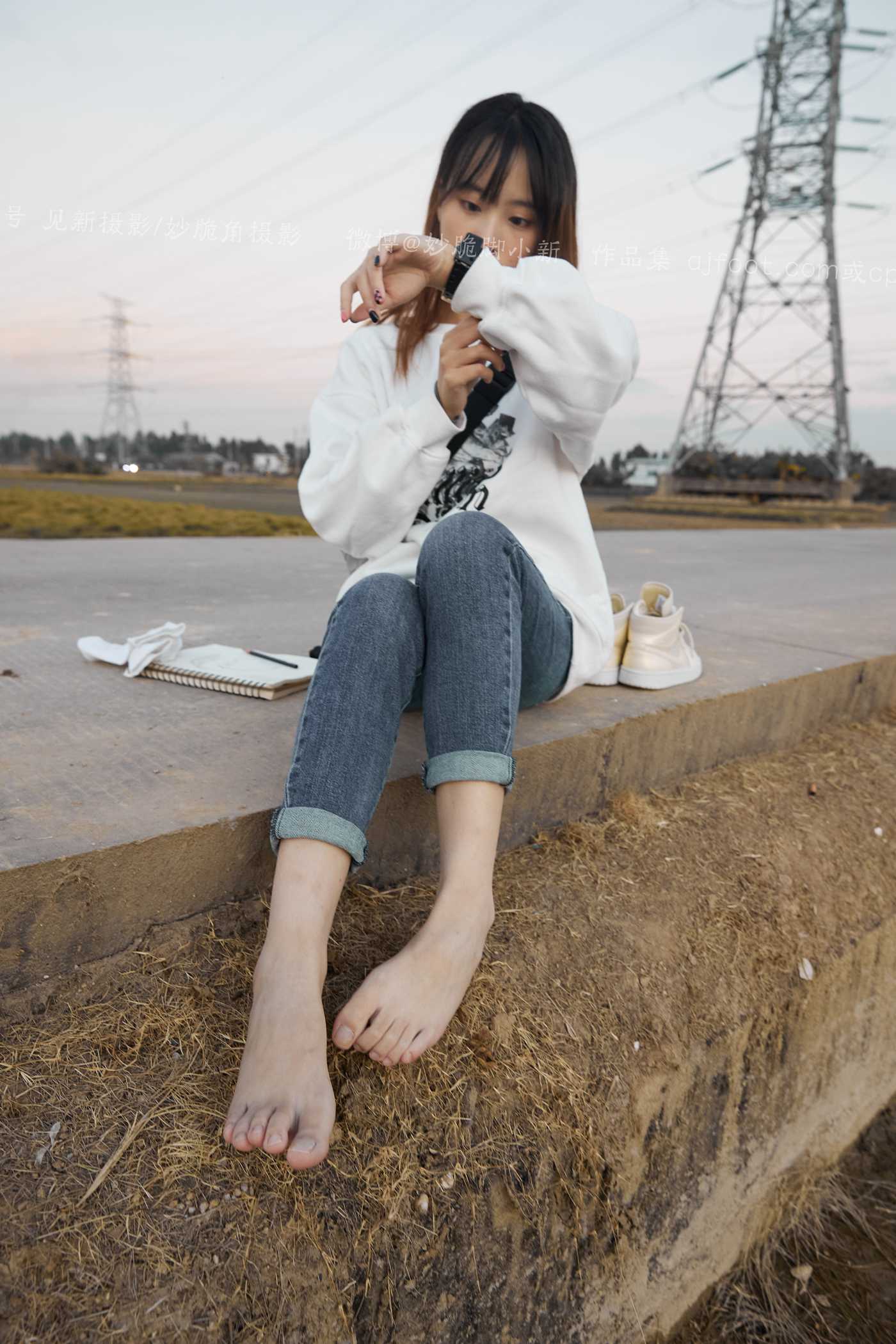 图片[105]-[见新摄影]NO.027 追赶落日余晖的逆光少女[133P] – 速更版-美库