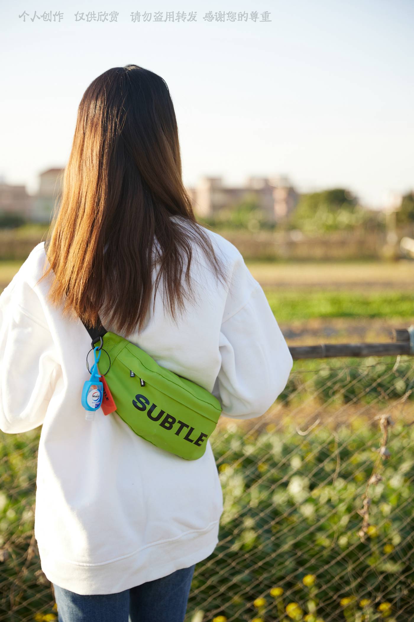 图片[129]-[见新摄影]NO.027 追赶落日余晖的逆光少女[133P] – 速更版-美库