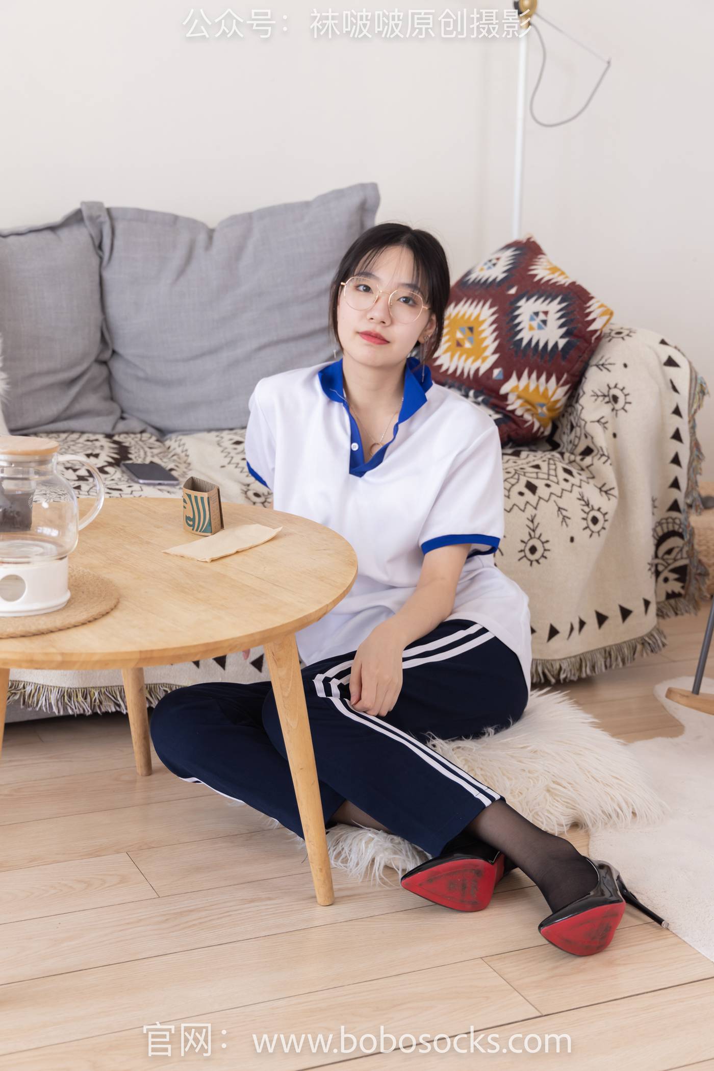 图片[136]-[BoBoSocks袜啵啵]NO.135 小甜豆-高跟鞋、黑丝（脚尖透明款）、裸足[140P] – 速更版-美库