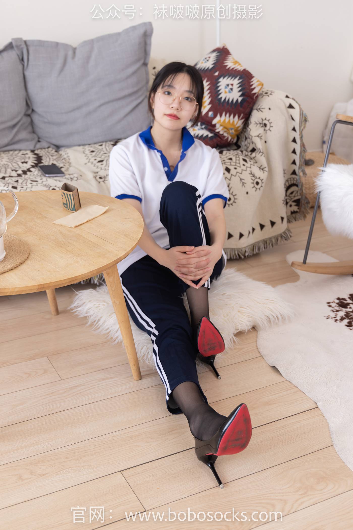 图片[141]-[BoBoSocks袜啵啵]NO.135 小甜豆-高跟鞋、黑丝（脚尖透明款）、裸足[140P] – 速更版-美库