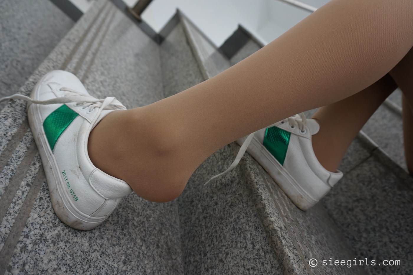 图片[21]-[SIEE丝意]新刊 NO.009 鱼鱼 楼道肉丝[52P] – 速更版-美库