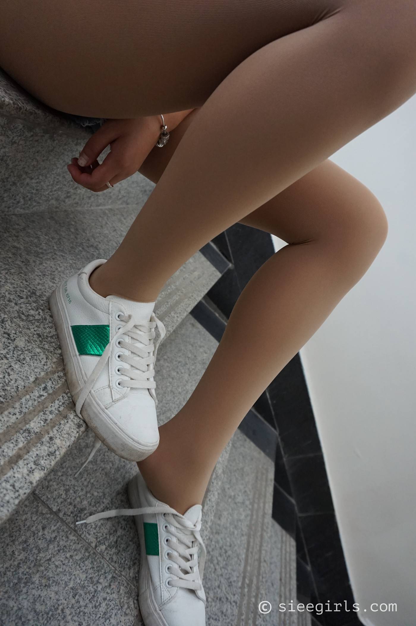 图片[23]-[SIEE丝意]新刊 NO.009 鱼鱼 楼道肉丝[52P] – 速更版-美库