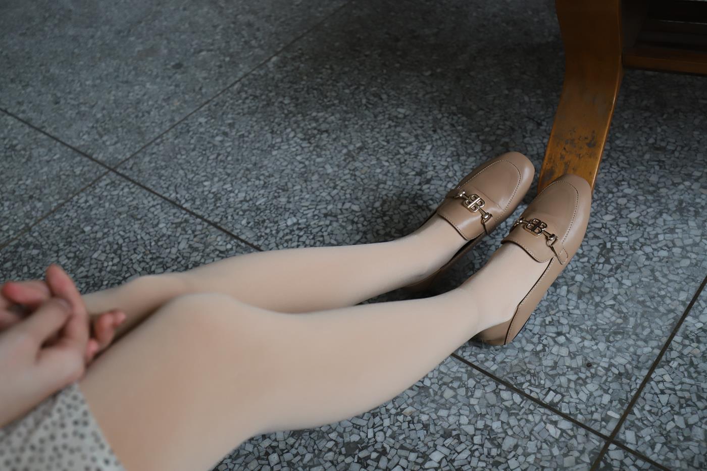 图片[17]-大西瓜爱牙膏-2019 10月活动 模特1（一） 碎花裙肉丝 [51P] – 速更版-美库