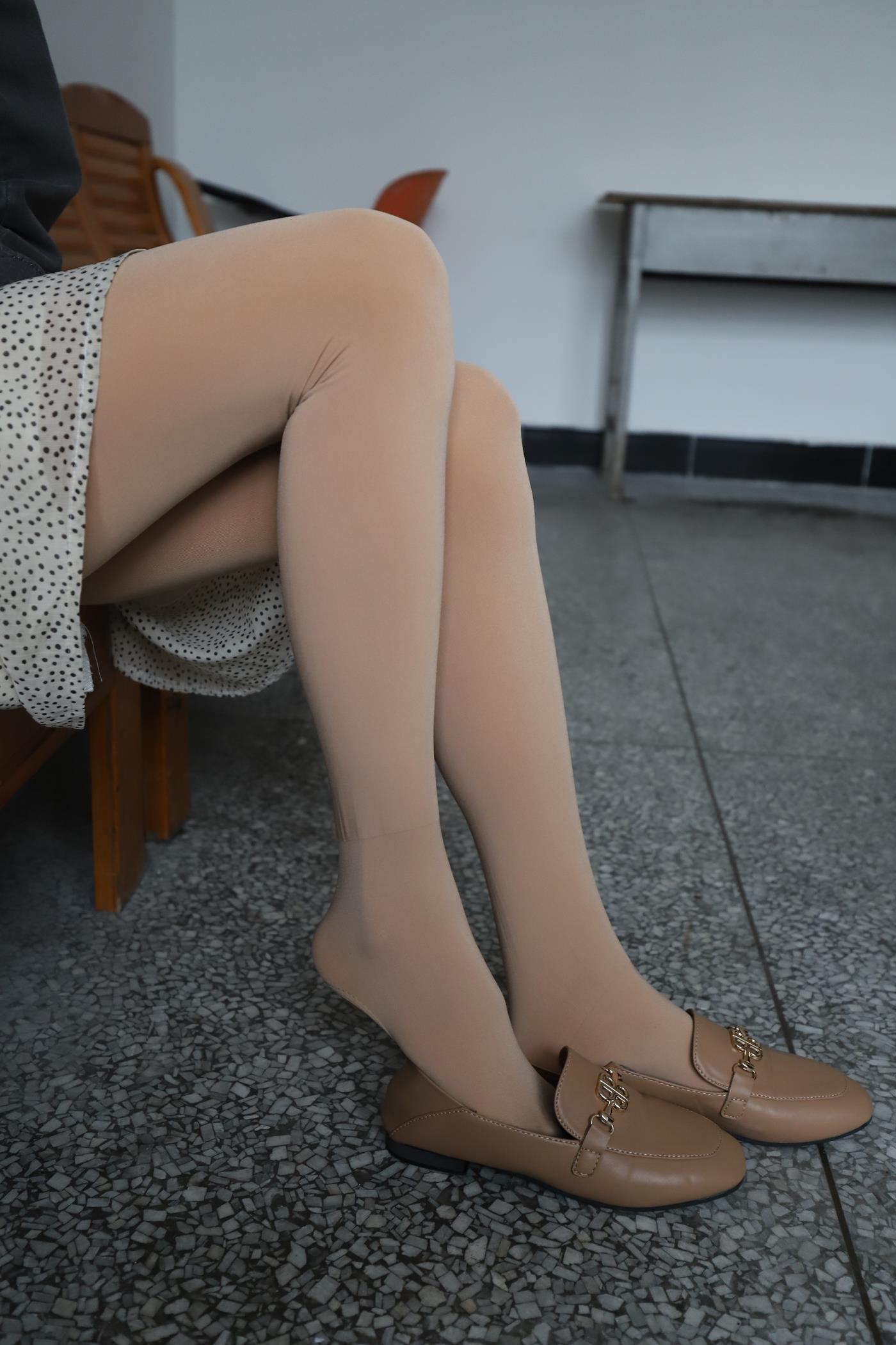 图片[23]-大西瓜爱牙膏-2019 10月活动 模特1（一） 碎花裙肉丝 [51P] – 速更版-美库