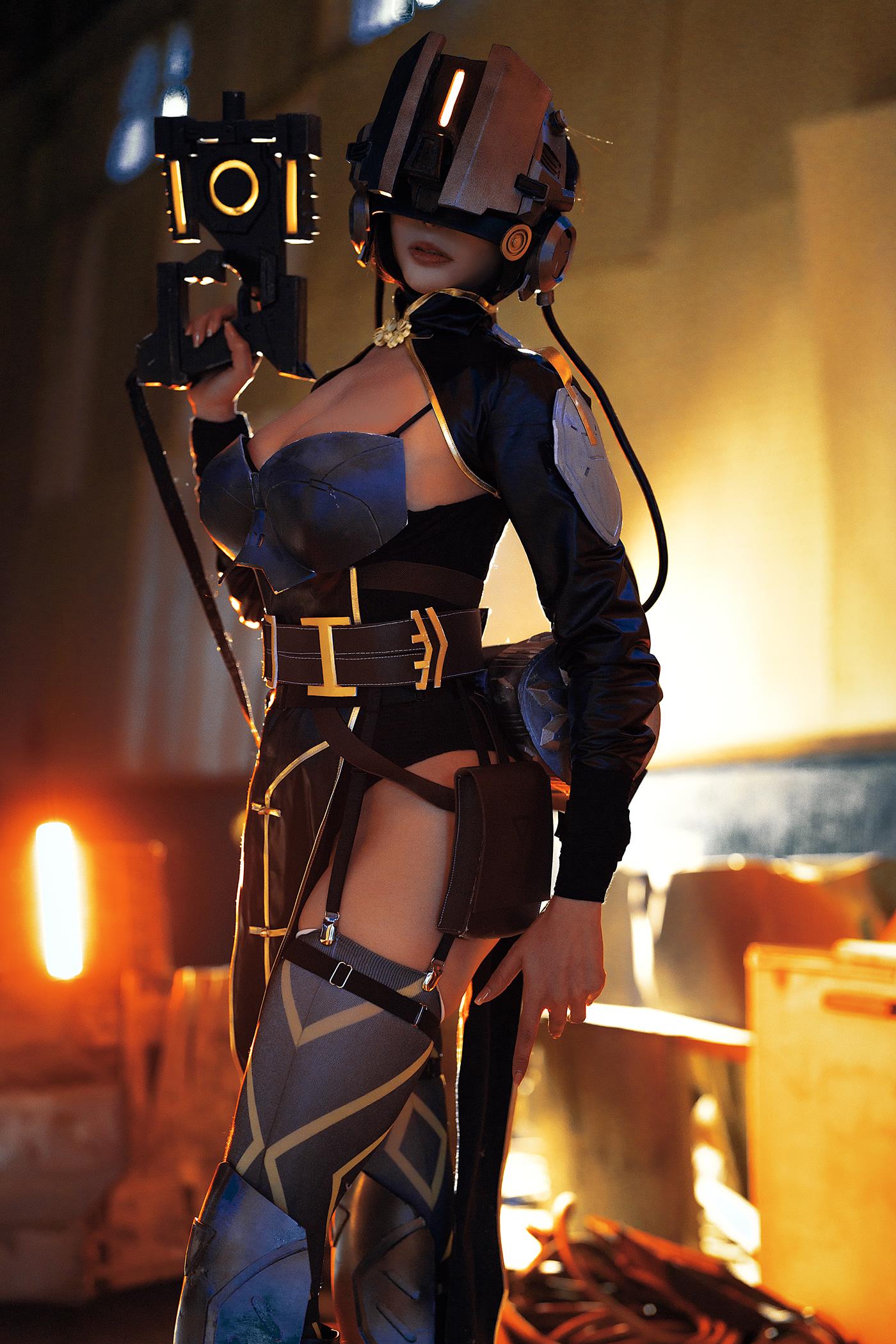 图片[16]-秋和柯基(夏小秋秋秋)  – 荷光者梵蒂[22P] – 速更版-美库