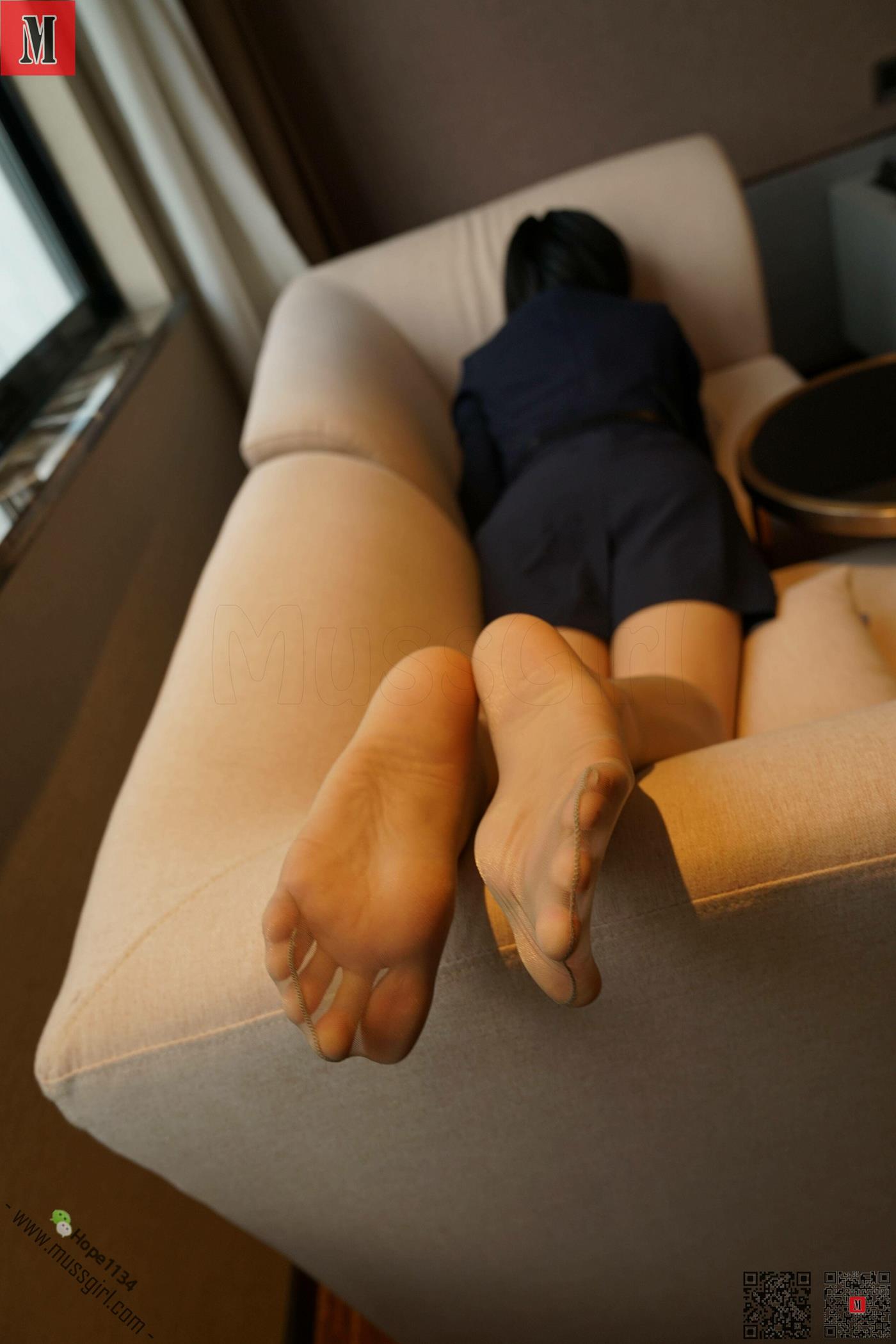 图片[26]-[MussGirl慕丝女郎]NO.229 空姐黄颖与我私会酒店学习摄影[66P] – 速更版-美库