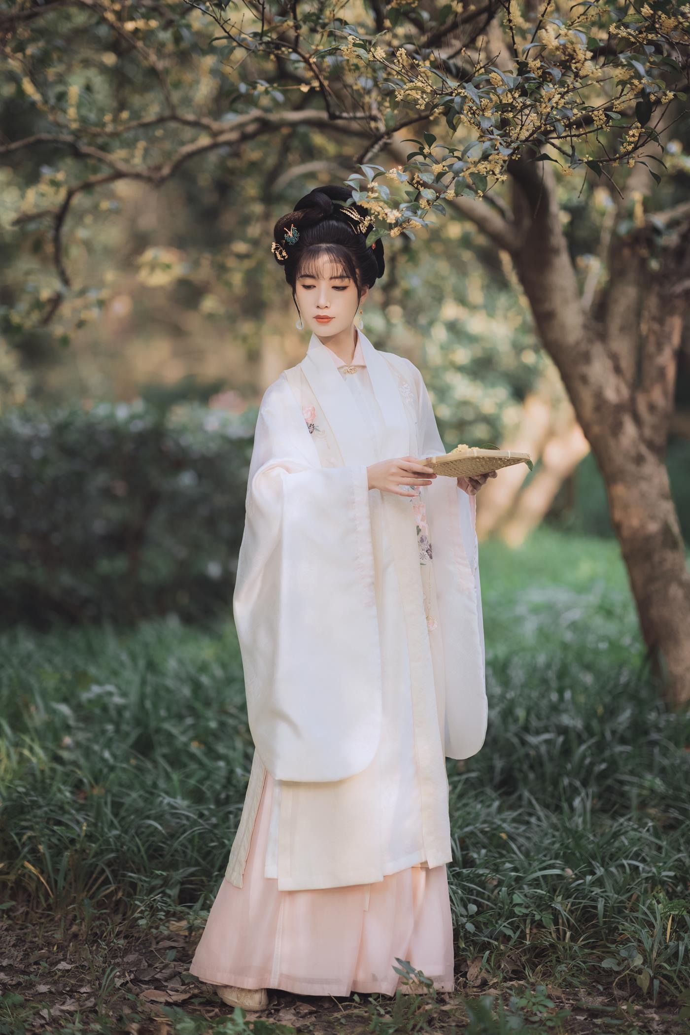 图片[37]-[YITUYU艺图语] 2021.11.22 桂花酿 一只阿梦崽 [36P] – 速更版-美库