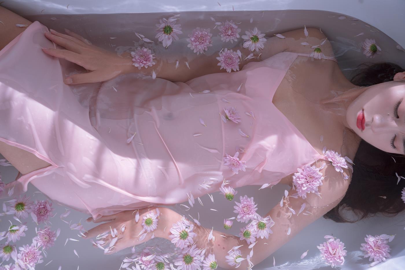 图片[33]-[YITUYU艺图语] 2021.11.22 少女梦 落痣_ [33P] – 速更版-美库