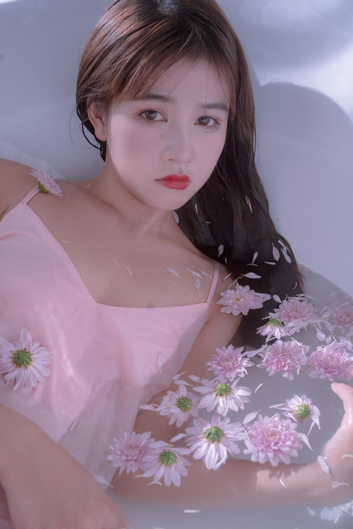 图片[34]-[YITUYU艺图语] 2021.11.22 少女梦 落痣_ [33P] – 速更版-美库