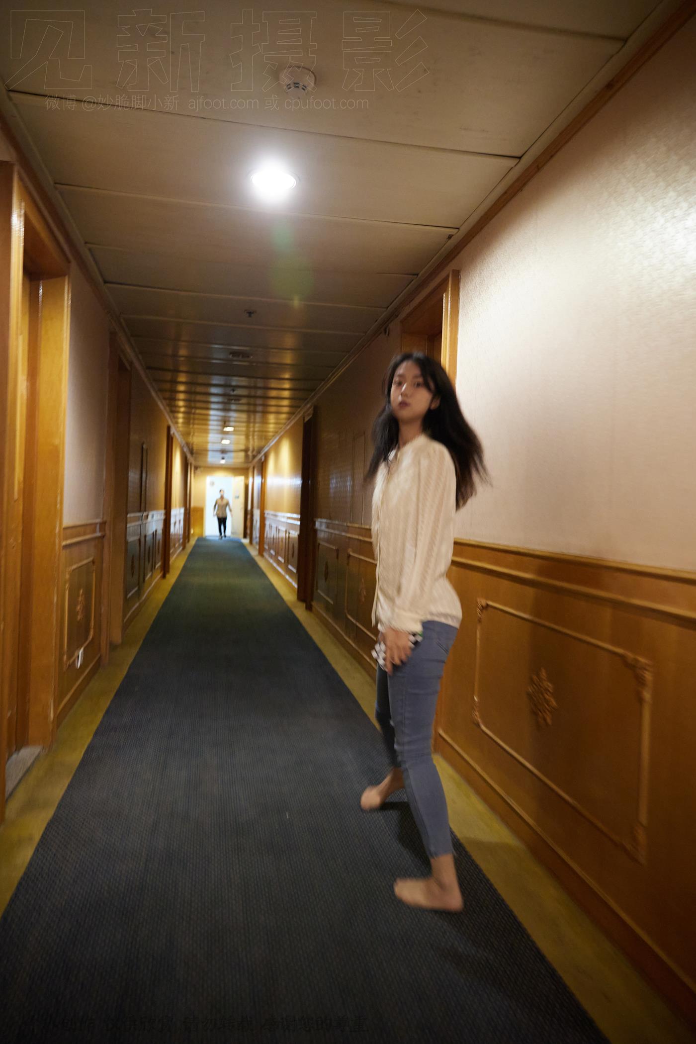 图片[19]-[见新摄影]NO.029 王家卫风格红色高跟鞋，质朴的生活气 (1) [88P] – 速更版-美库