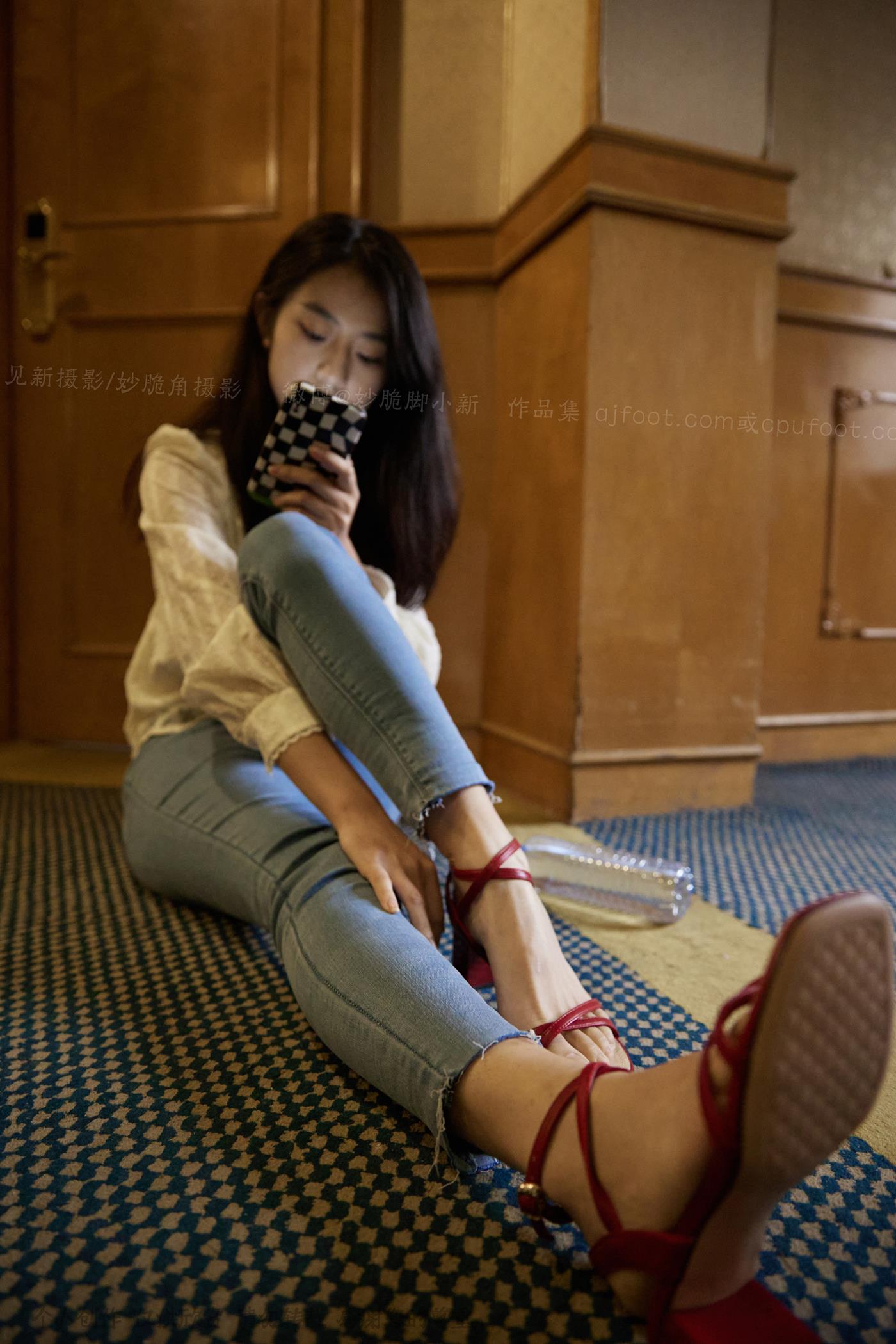 图片[14]-[见新摄影]NO.029 王家卫风格红色高跟鞋，质朴的生活气 (2) [88P] – 速更版-美库