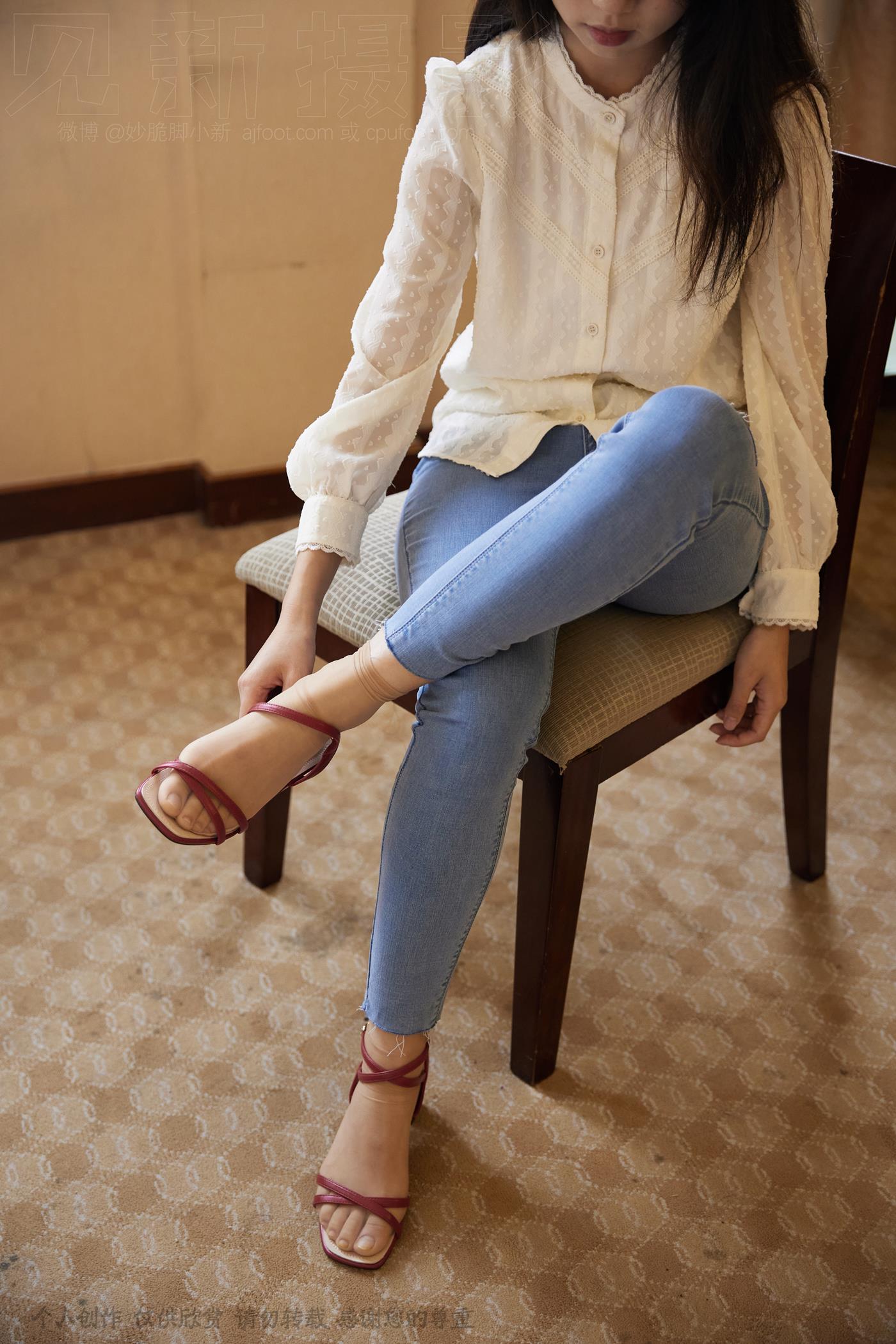 图片[10]-[见新摄影]NO.029 王家卫风格红色高跟鞋，质朴的生活气 (3) [57P] – 速更版-美库