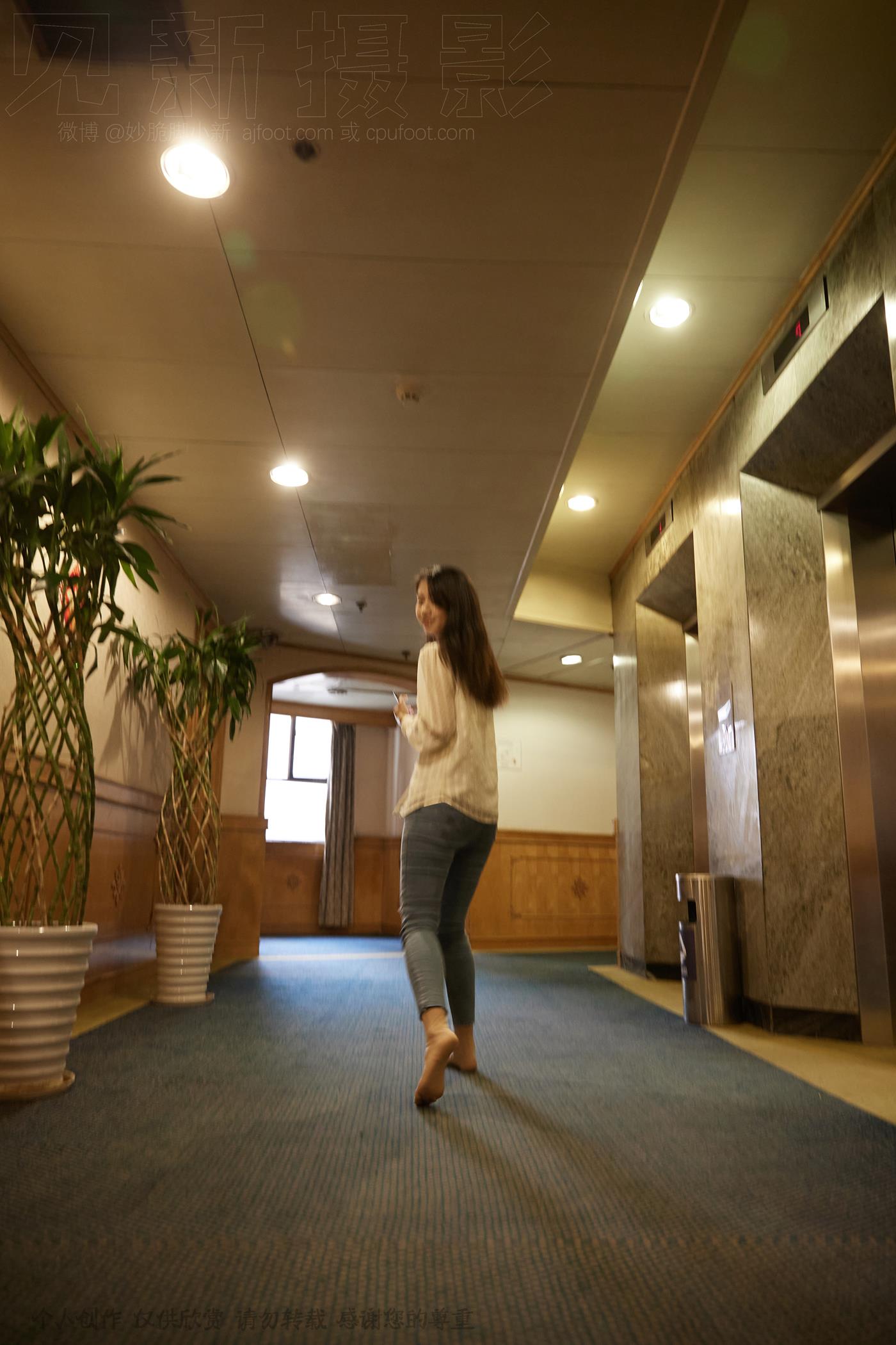 图片[26]-[见新摄影]NO.029 王家卫风格红色高跟鞋，质朴的生活气 (1) [88P] – 速更版-美库