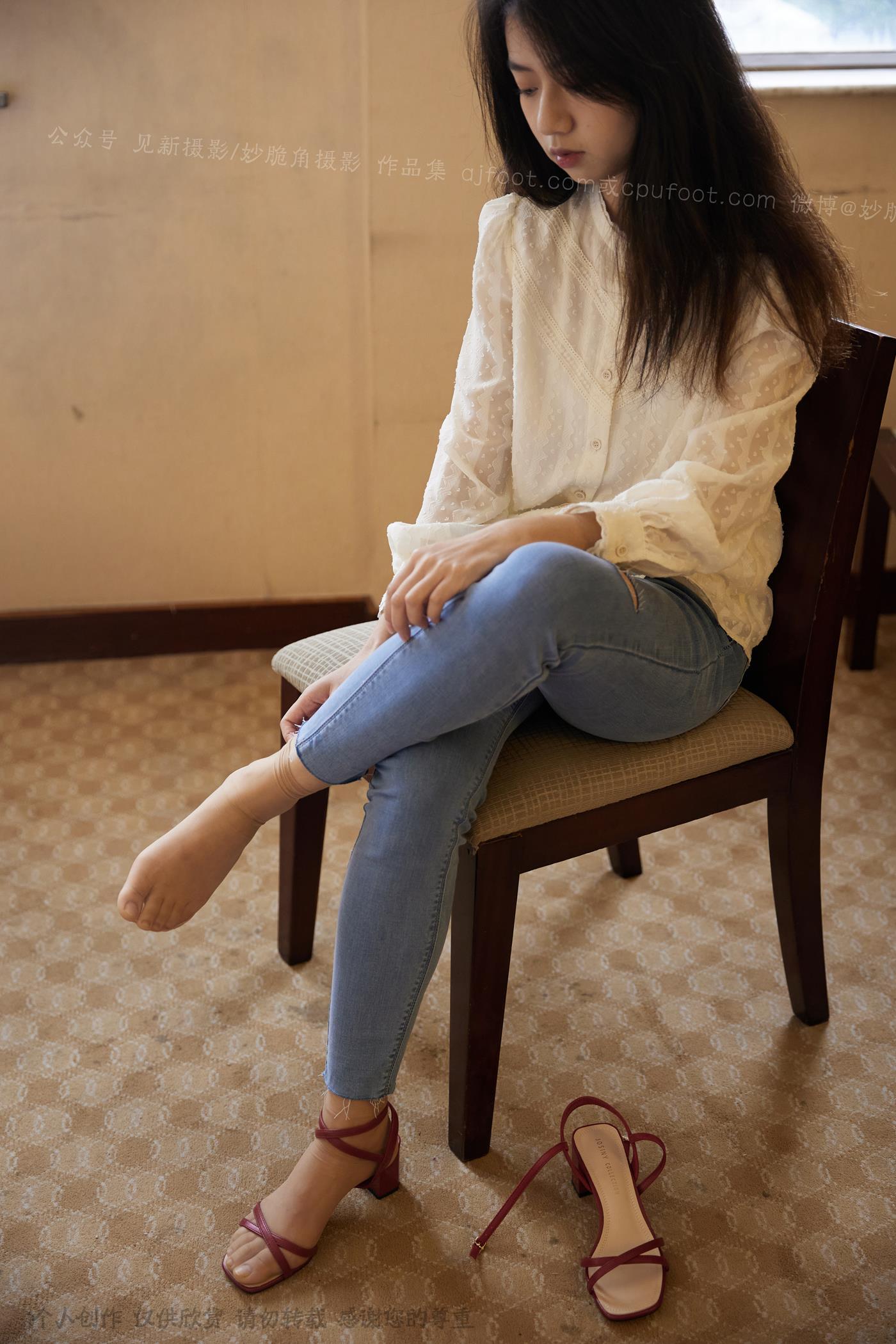 图片[13]-[见新摄影]NO.029 王家卫风格红色高跟鞋，质朴的生活气 (3) [57P] – 速更版-美库