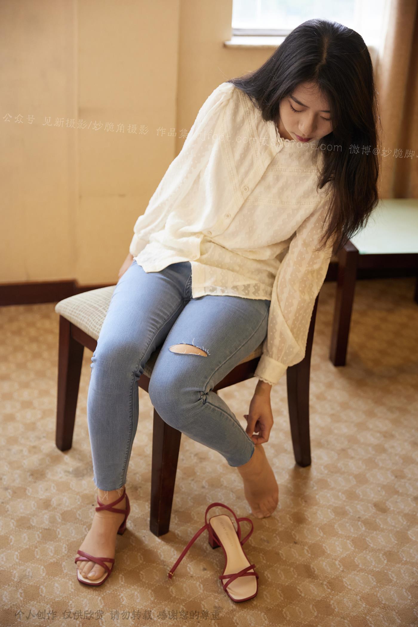 图片[15]-[见新摄影]NO.029 王家卫风格红色高跟鞋，质朴的生活气 (3) [57P] – 速更版-美库