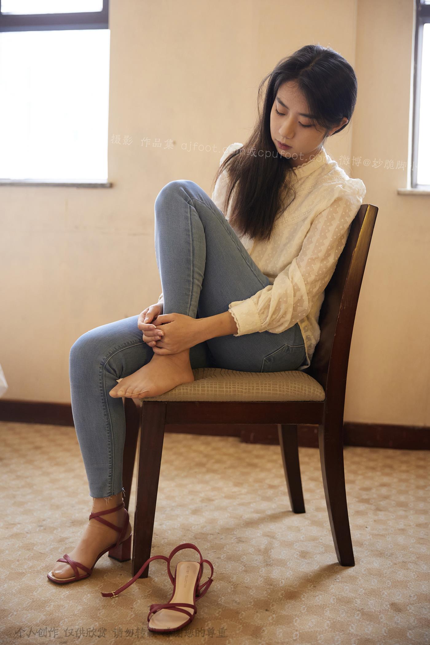 图片[17]-[见新摄影]NO.029 王家卫风格红色高跟鞋，质朴的生活气 (3) [57P] – 速更版-美库