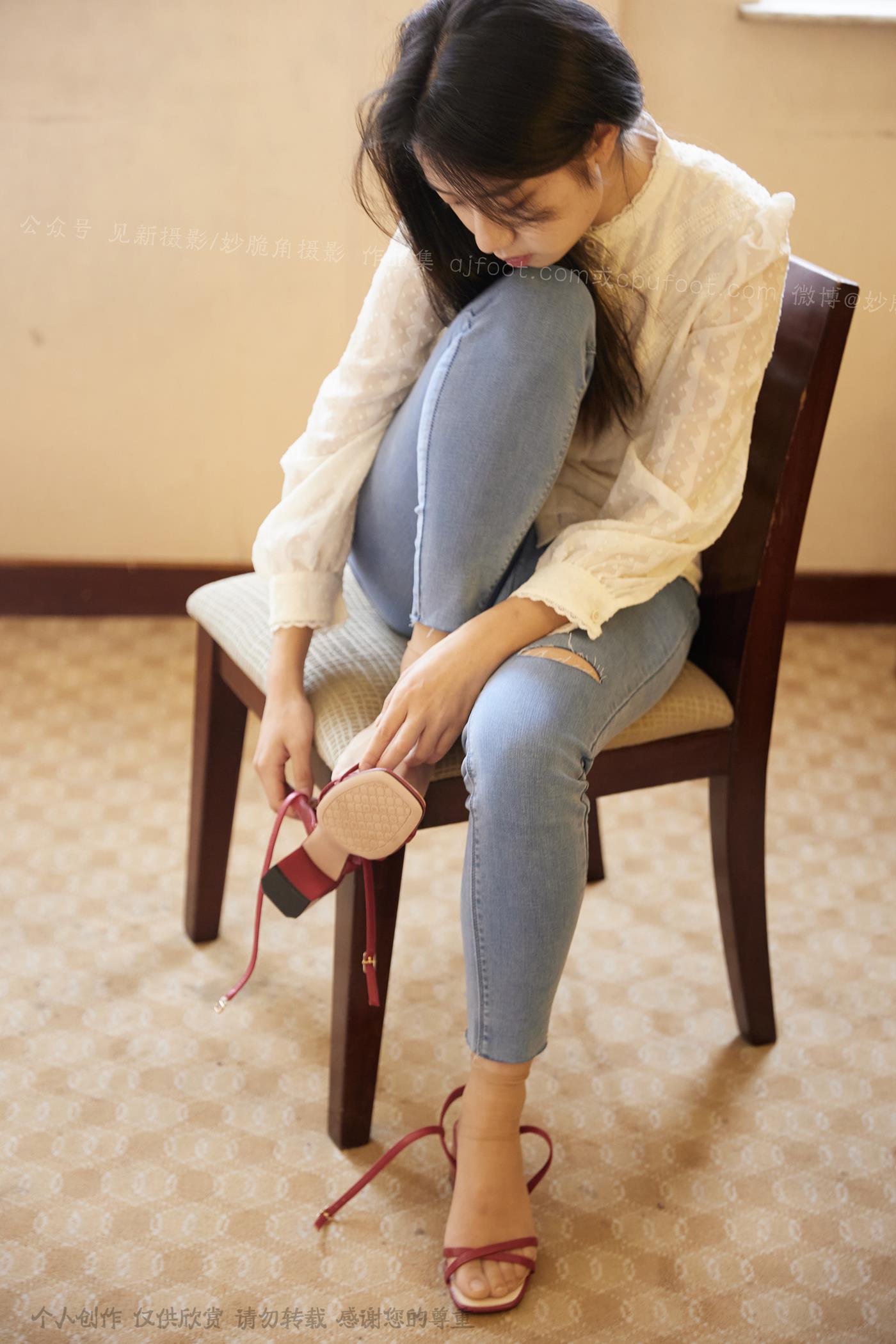 图片[23]-[见新摄影]NO.029 王家卫风格红色高跟鞋，质朴的生活气 (3) [57P] – 速更版-美库