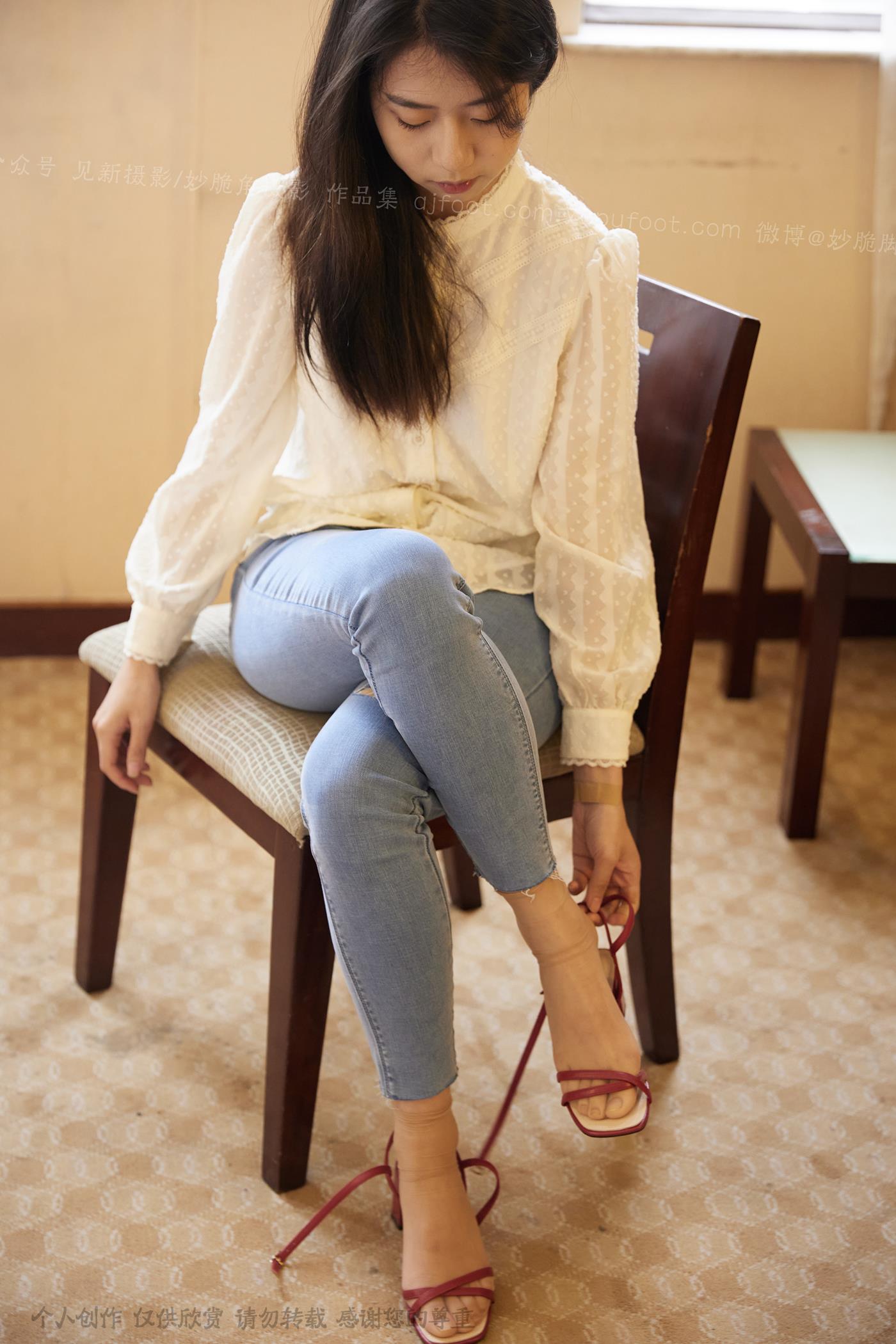 图片[24]-[见新摄影]NO.029 王家卫风格红色高跟鞋，质朴的生活气 (3) [57P] – 速更版-美库