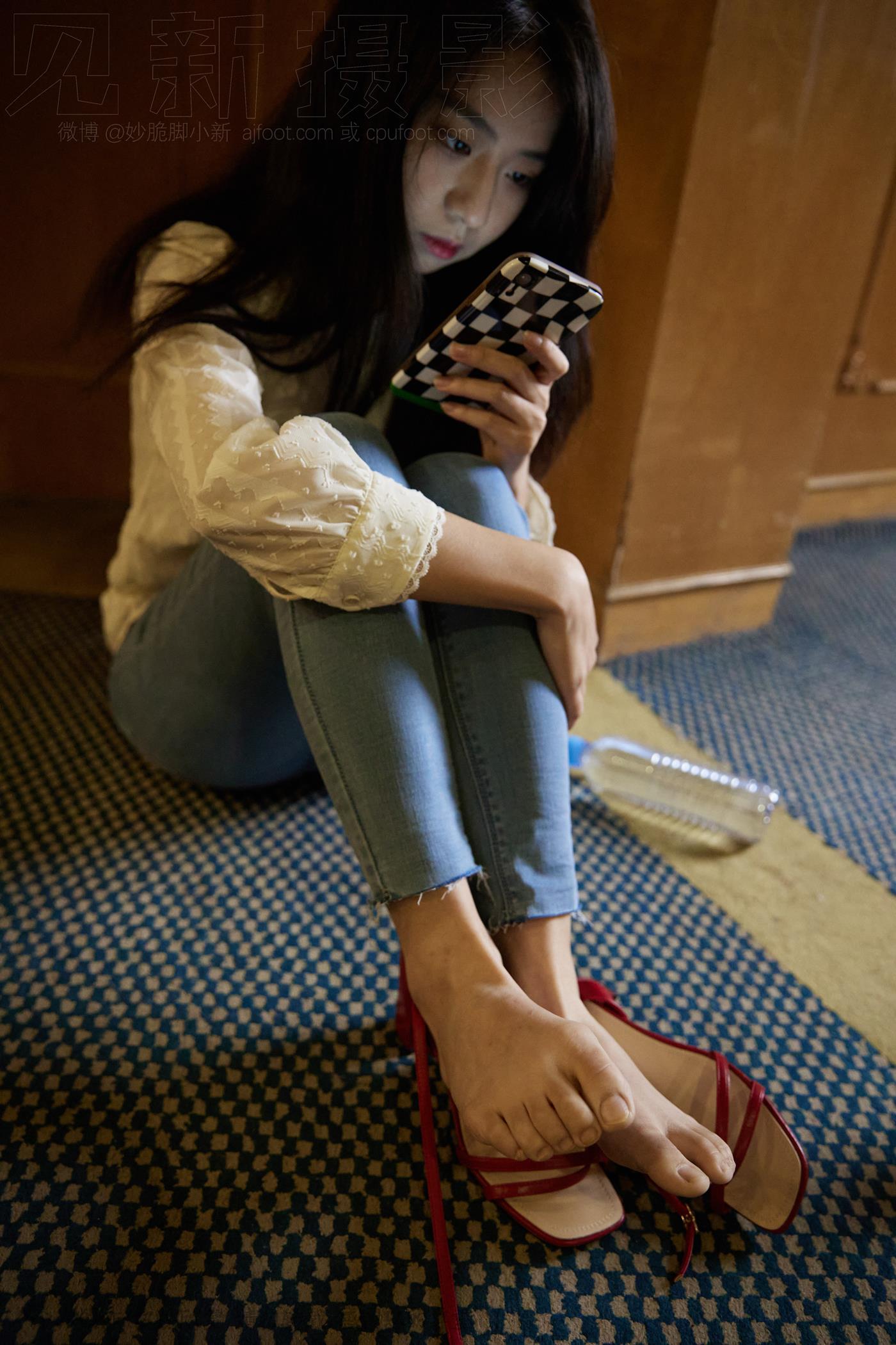 图片[26]-[见新摄影]NO.029 王家卫风格红色高跟鞋，质朴的生活气 (2) [88P] – 速更版-美库