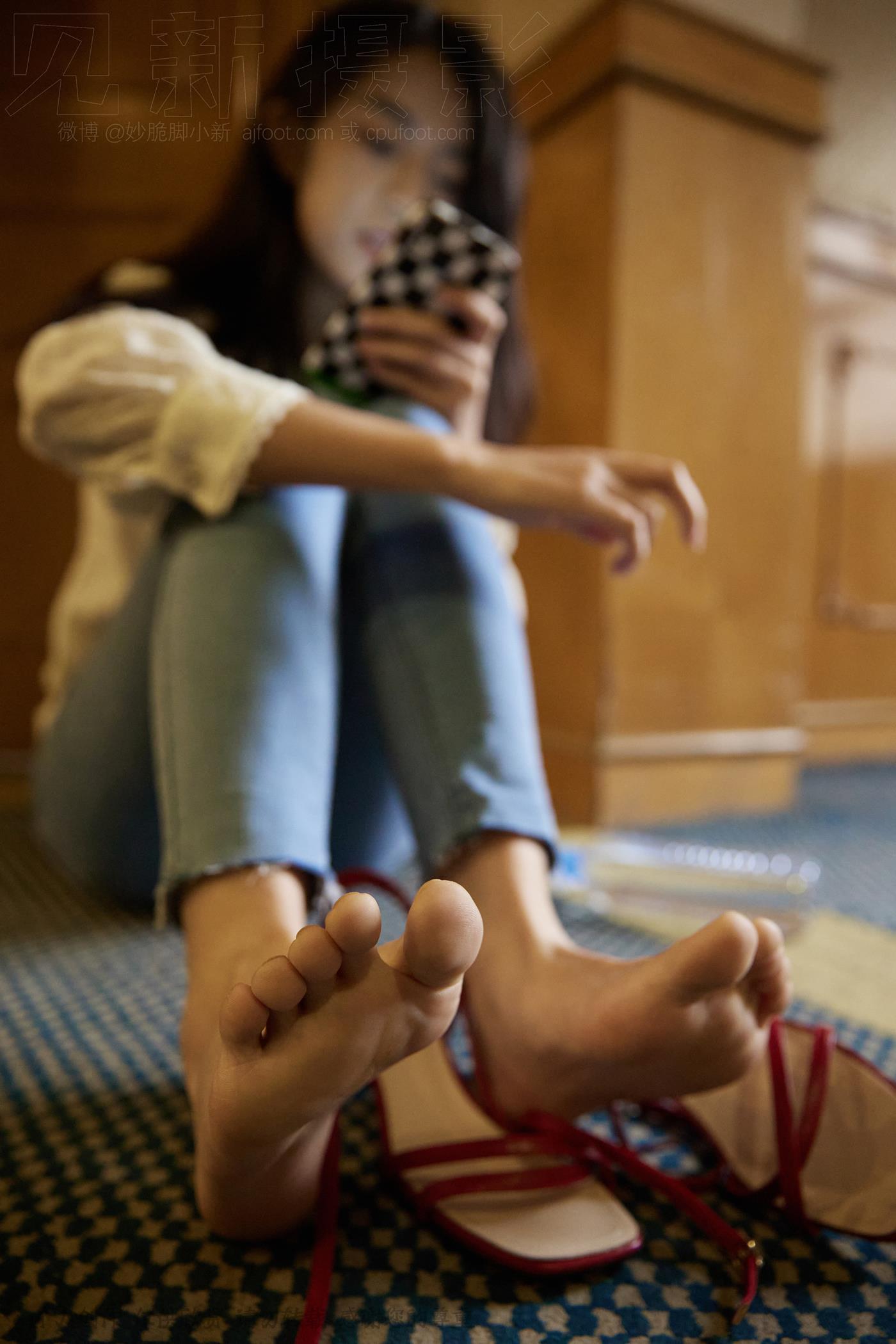 图片[29]-[见新摄影]NO.029 王家卫风格红色高跟鞋，质朴的生活气 (2) [88P] – 速更版-美库