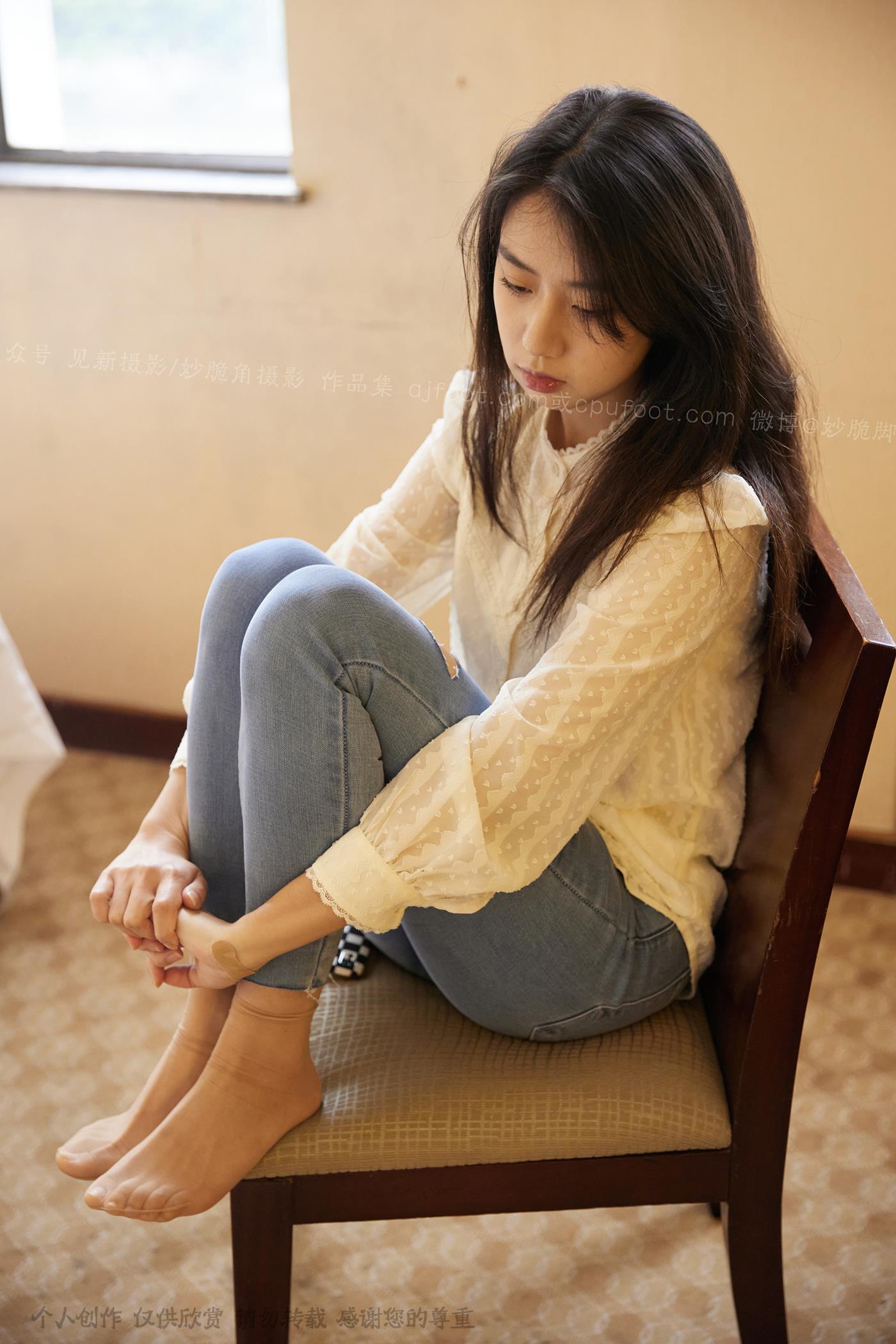 图片[34]-[见新摄影]NO.029 王家卫风格红色高跟鞋，质朴的生活气 (3) [57P] – 速更版-美库