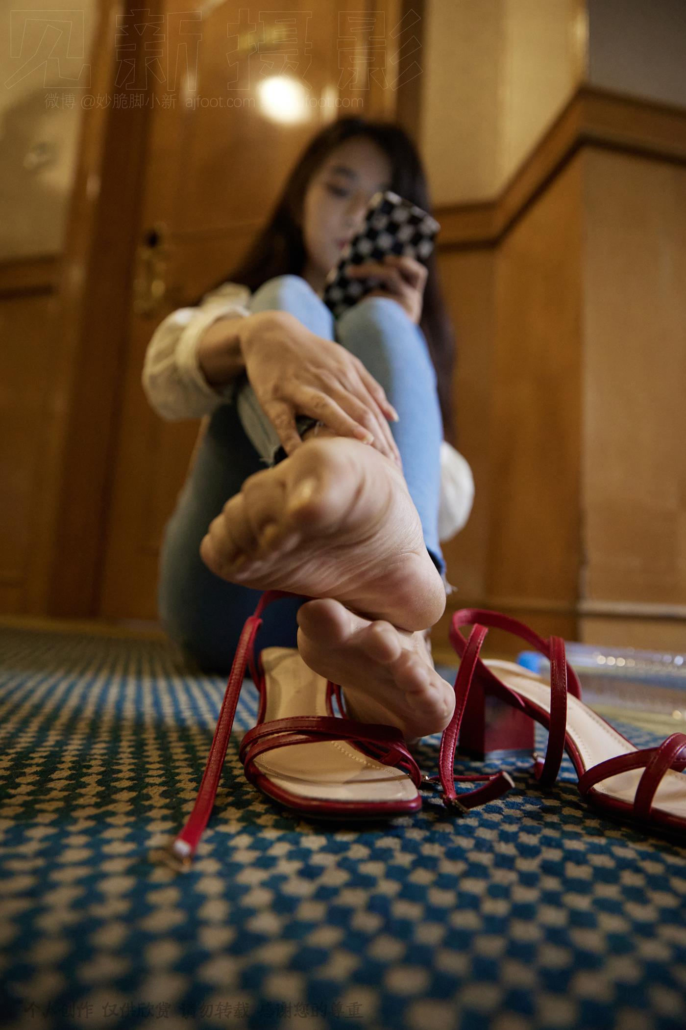 图片[39]-[见新摄影]NO.029 王家卫风格红色高跟鞋，质朴的生活气 (2) [88P] – 速更版-美库