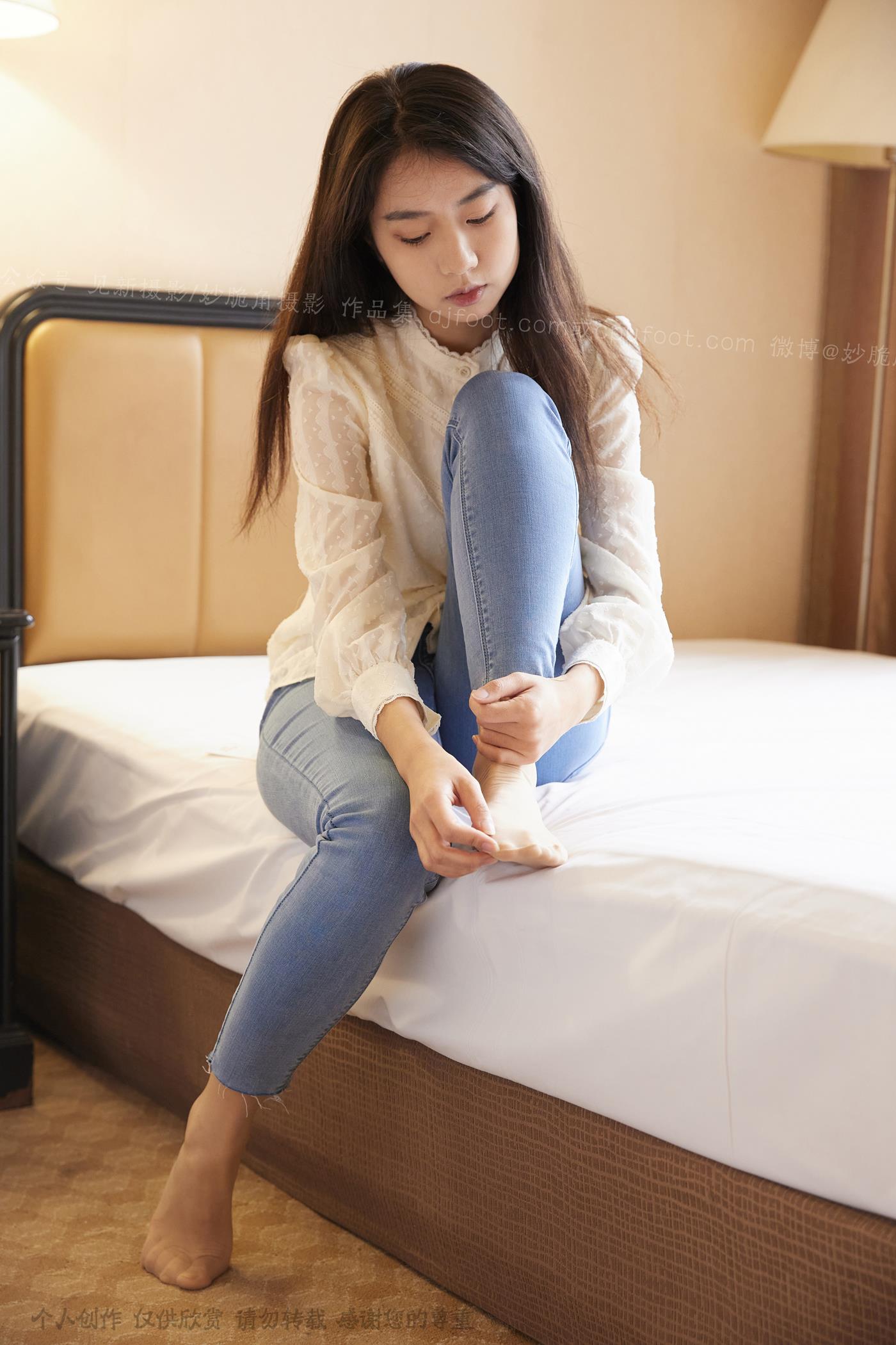 图片[43]-[见新摄影]NO.029 王家卫风格红色高跟鞋，质朴的生活气 (3) [57P] – 速更版-美库