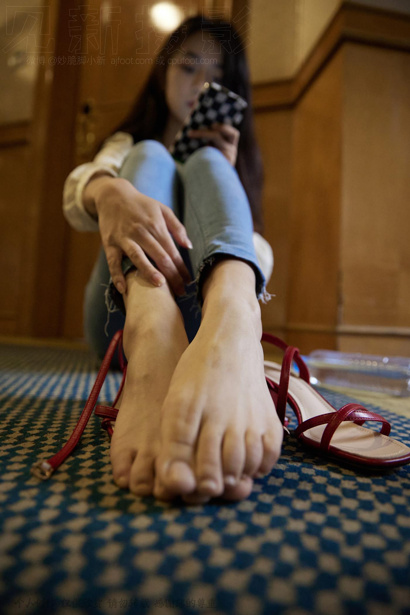 图片[40]-[见新摄影]NO.029 王家卫风格红色高跟鞋，质朴的生活气 (2) [88P] – 速更版-美库